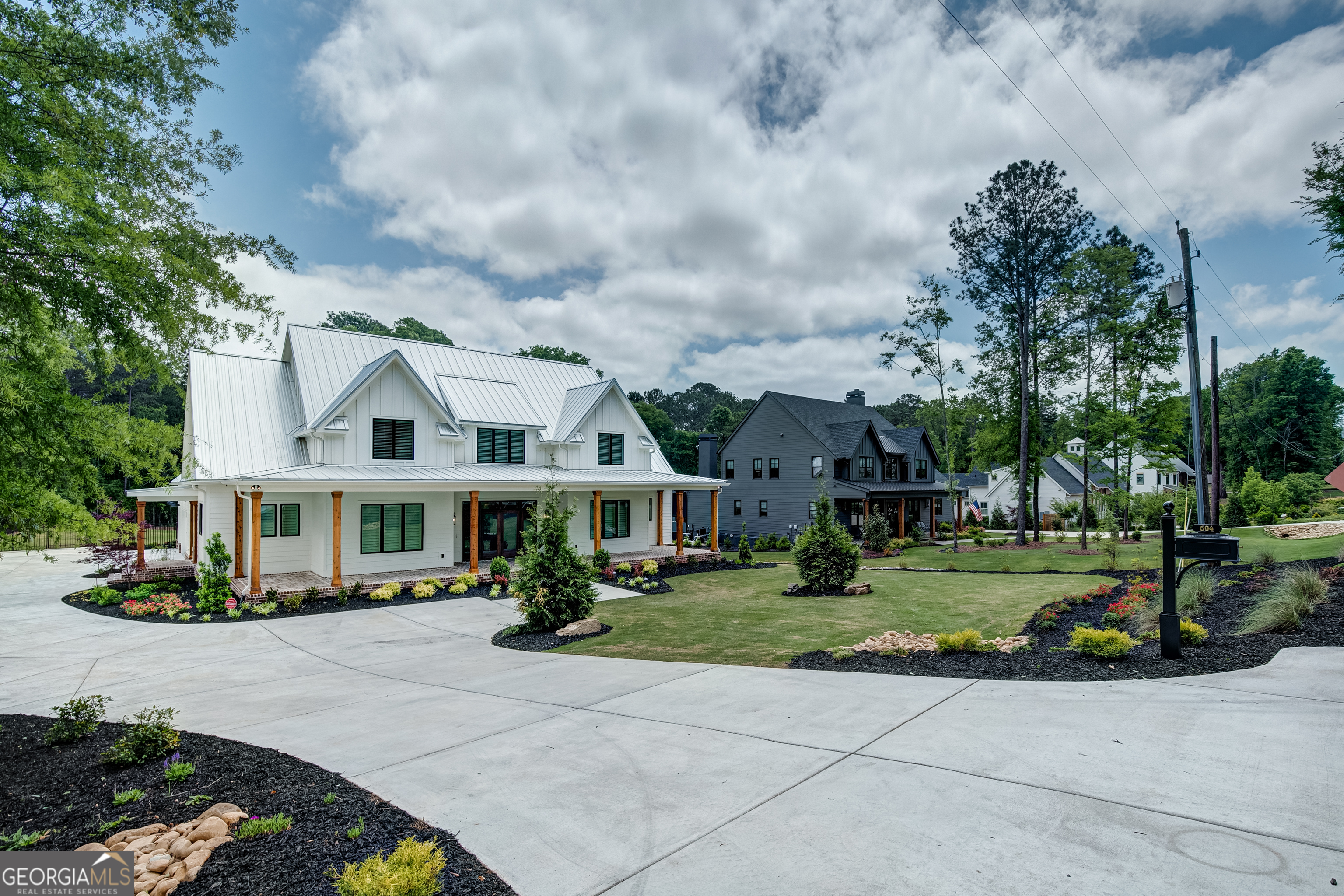 604 Stallings Road Property Photo 4