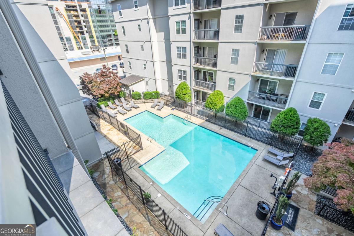 1074 Peachtree Walk Ne # B418 Property Photo 25