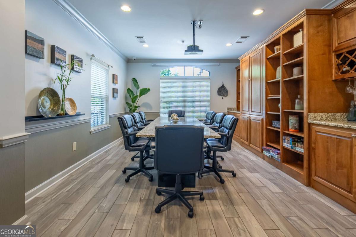 1074 Peachtree Walk Ne # B418 Property Photo 31