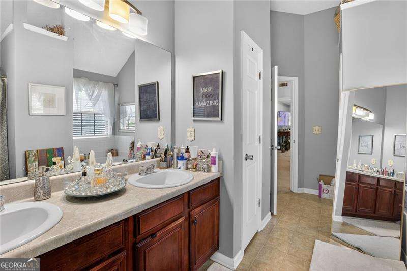 115 Arbor Lake Drive Property Photo 6
