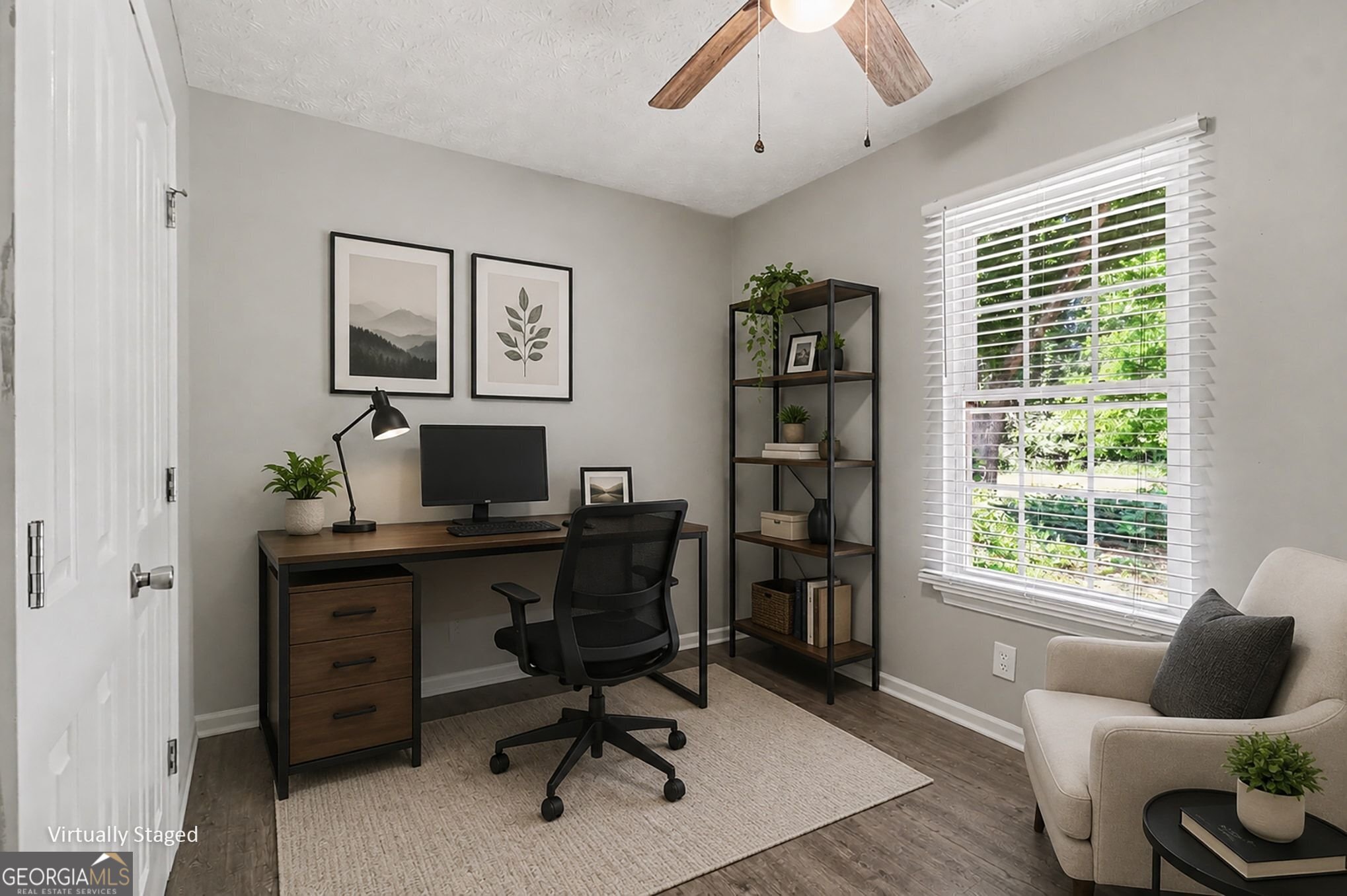 627 Towngate Boulevard Property Photo 14