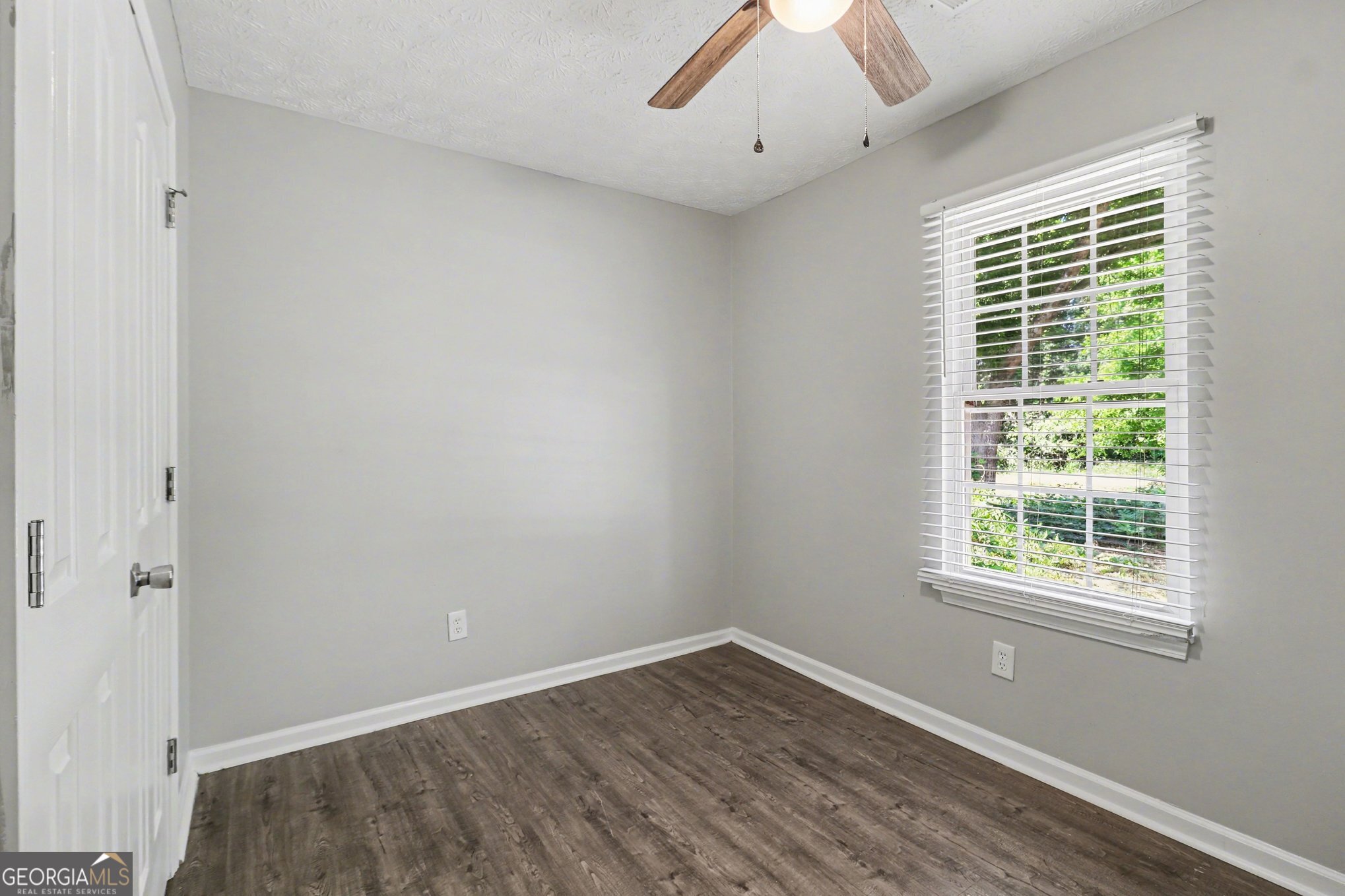 627 Towngate Boulevard Property Photo 15