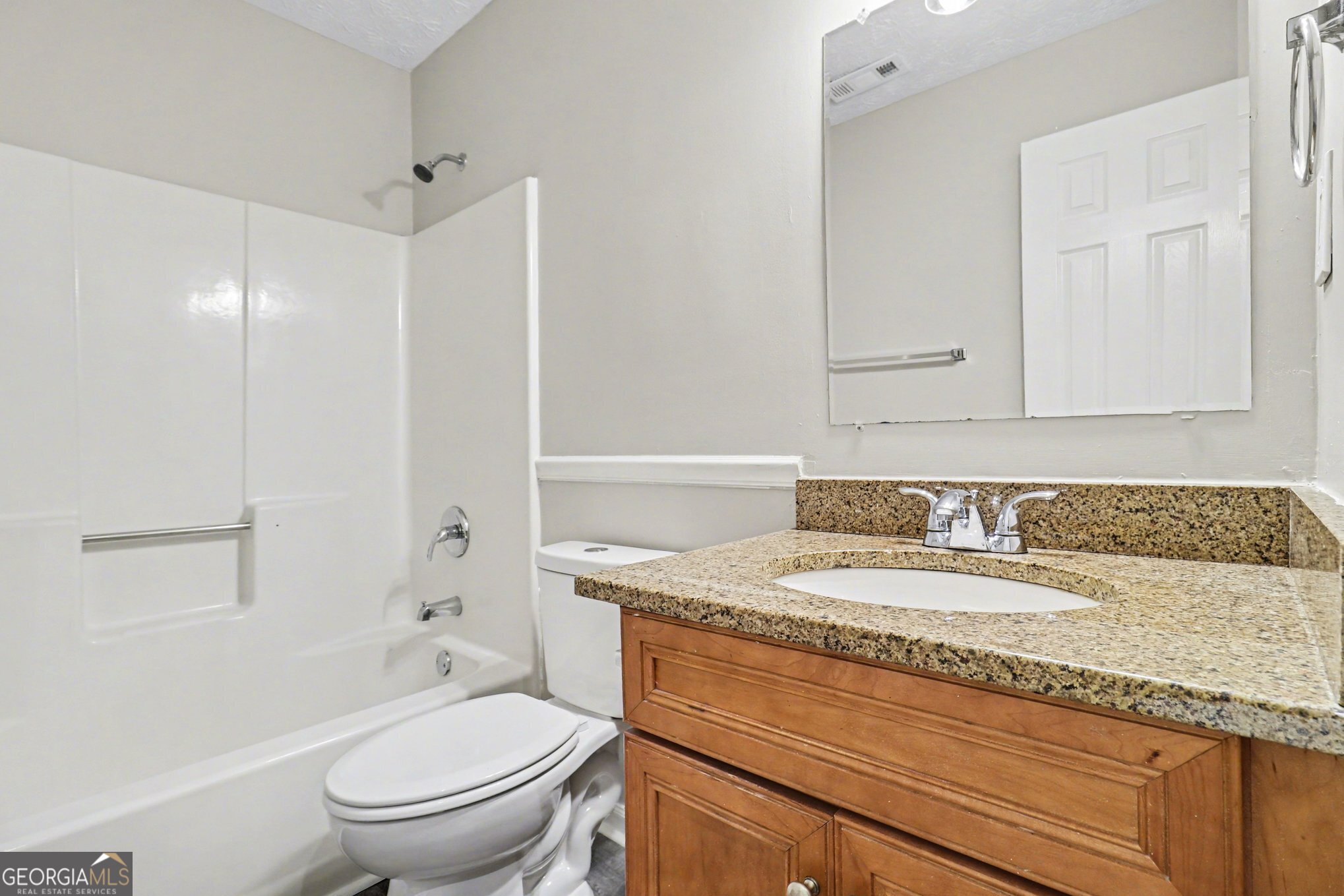 627 Towngate Boulevard Property Photo 17