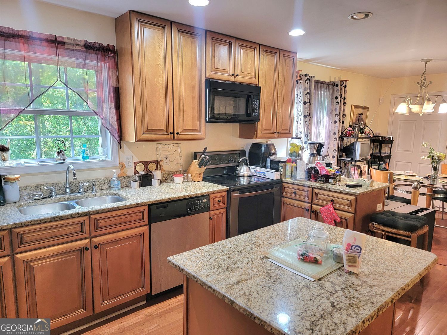 4206 Pittman Road Sw Property Photo 3