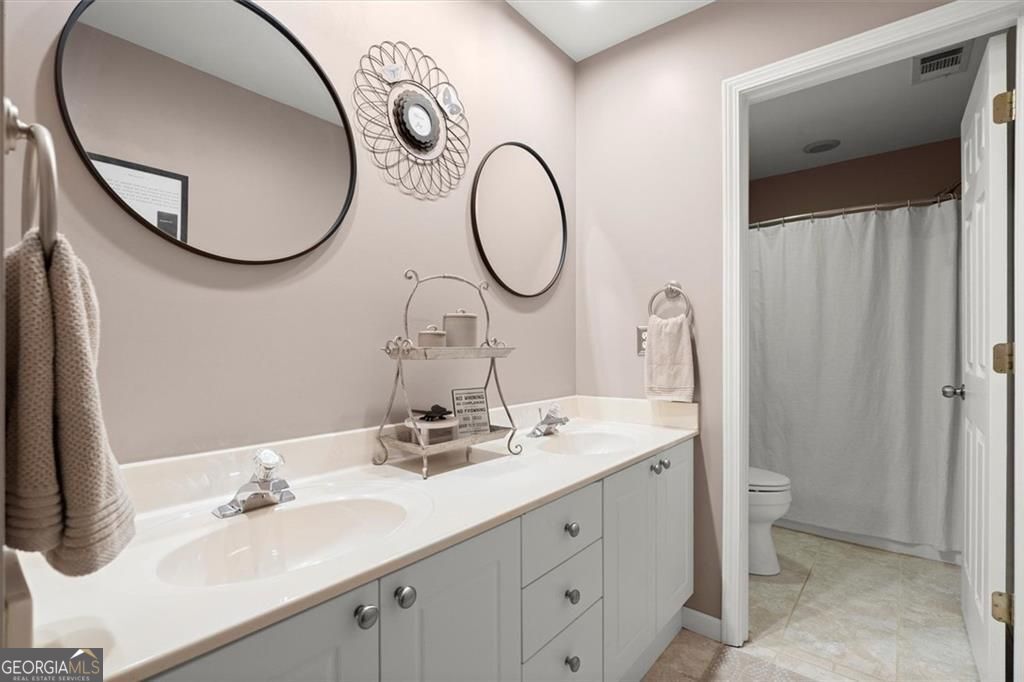 6020 Olde Council Court Property Photo 26