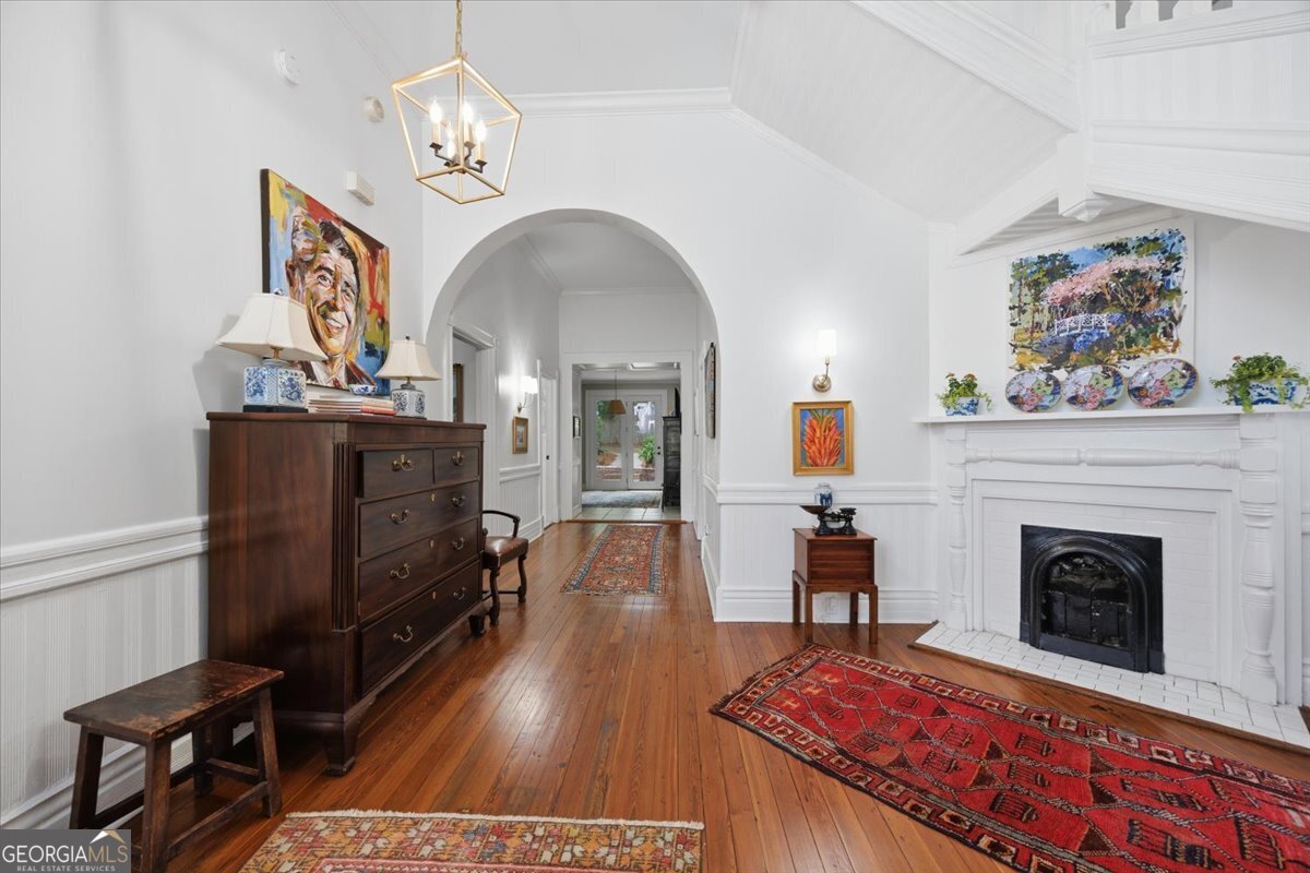 1147 Adams Street Property Photo 5