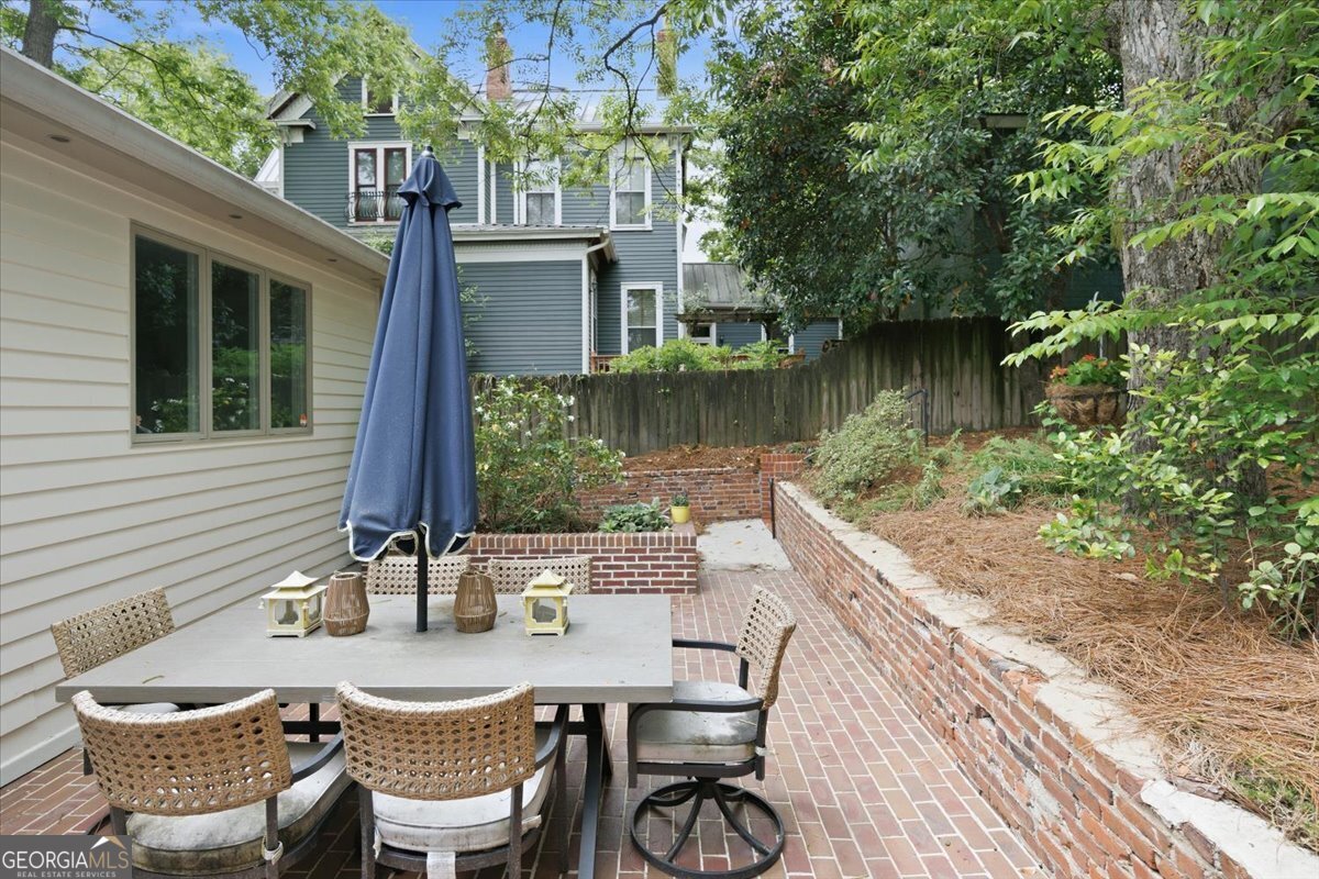 1147 Adams Street Property Photo 42