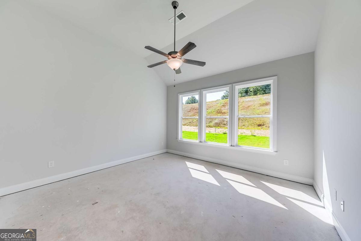 114 Classic Overlook Property Photo 18