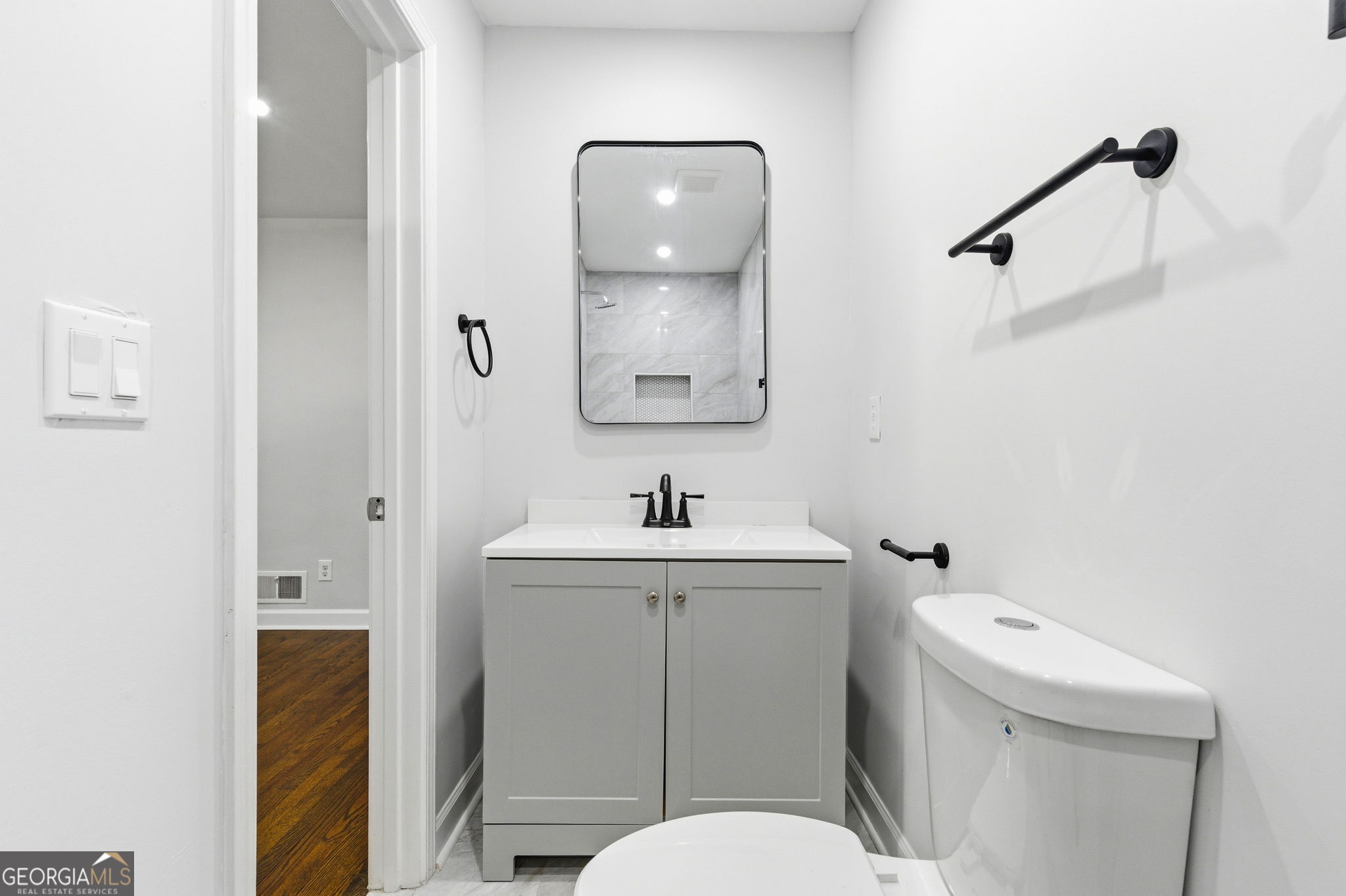 1815 Windsor Drive Sw Property Photo 14
