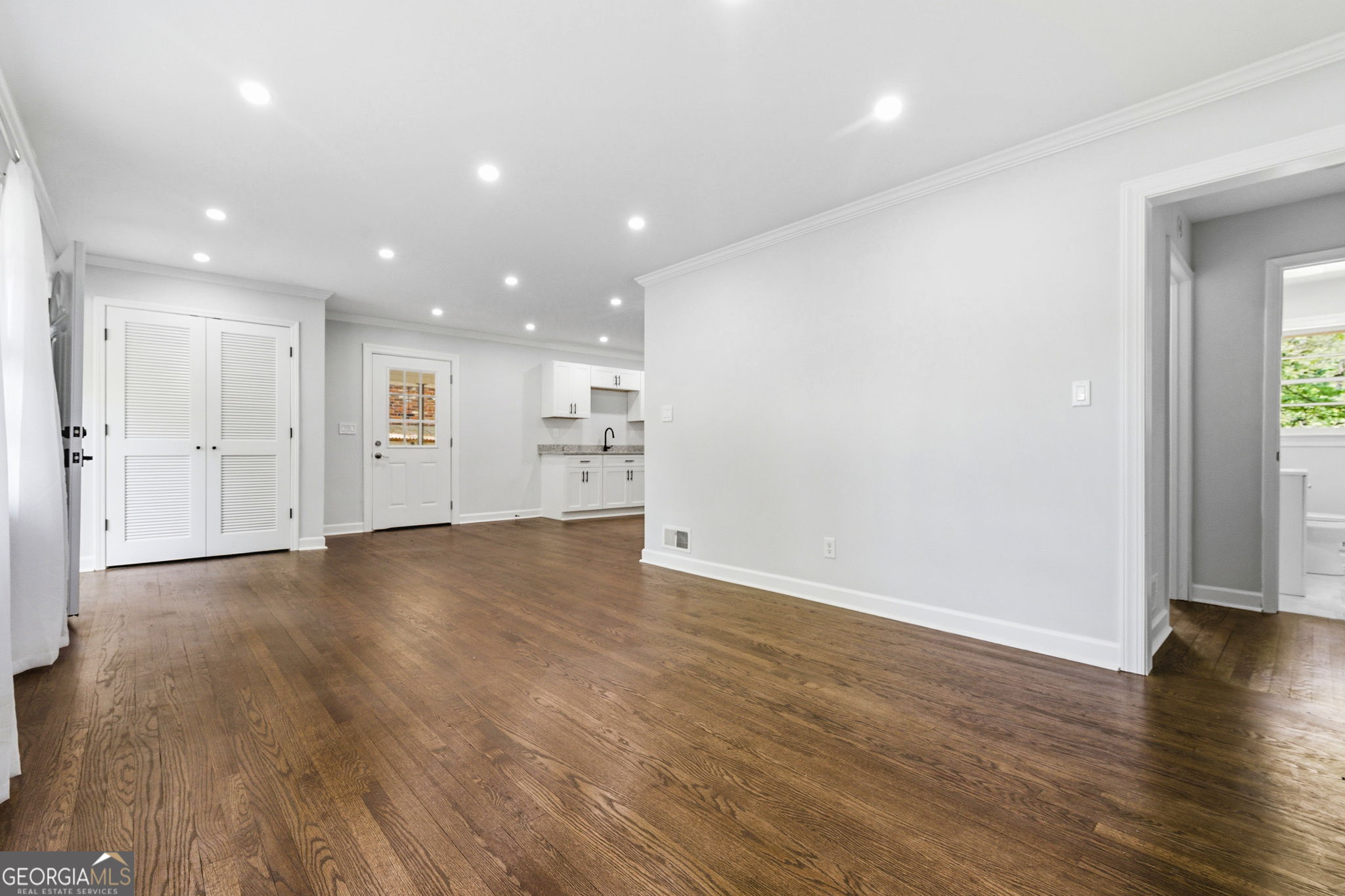 1815 Windsor Drive Sw Property Photo 18