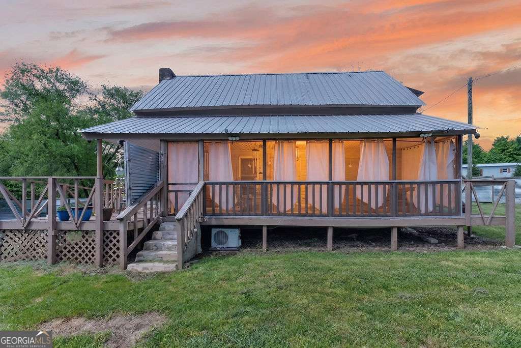 2731 Tate Road Property Photo 1