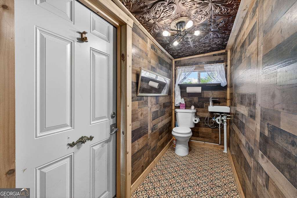 2731 Tate Road Property Photo 13