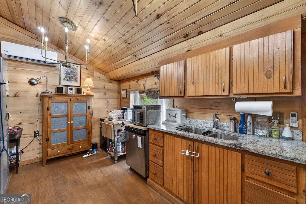2731 Tate Road Property Photo 17