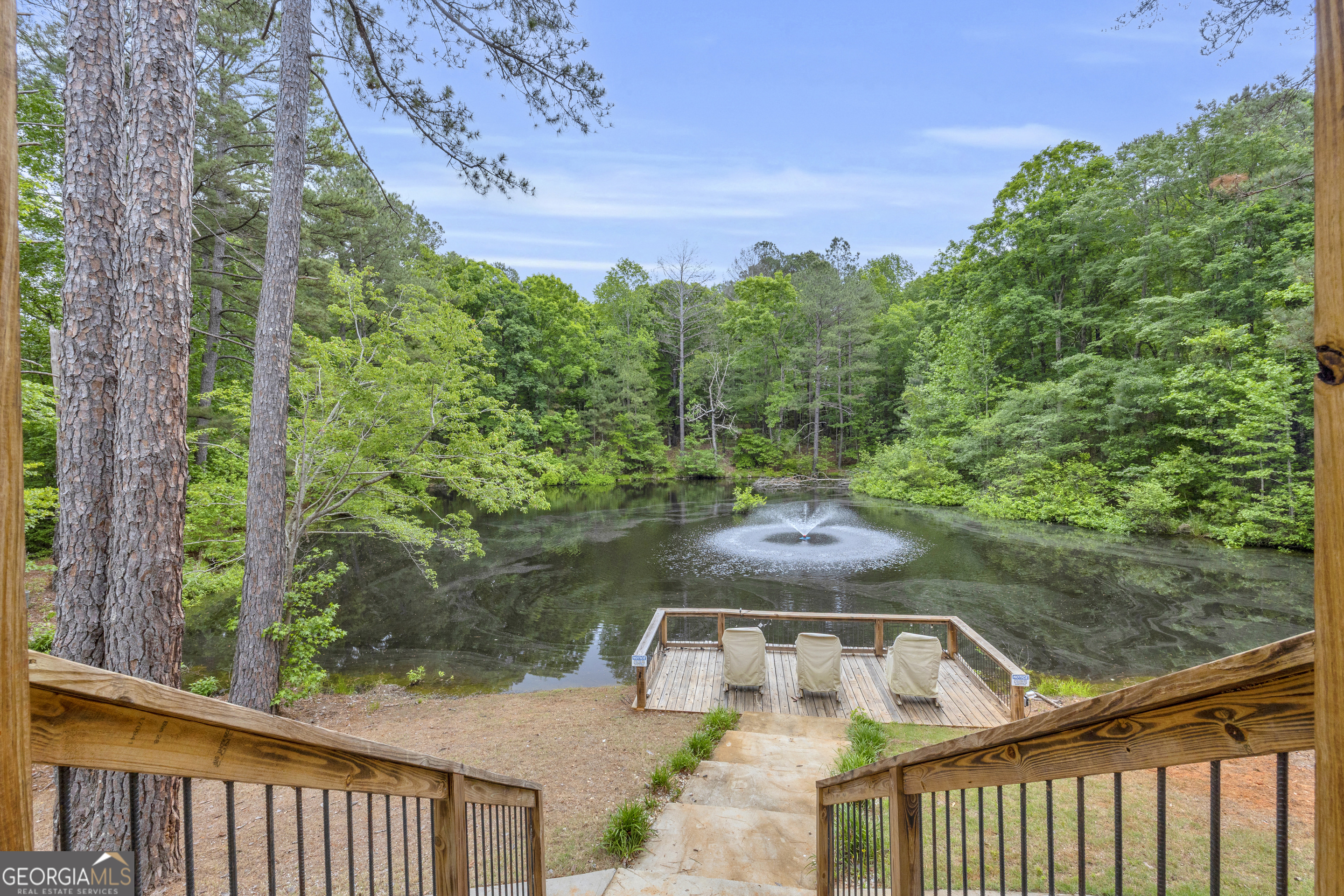 1597 Mercier Road Property Photo 5