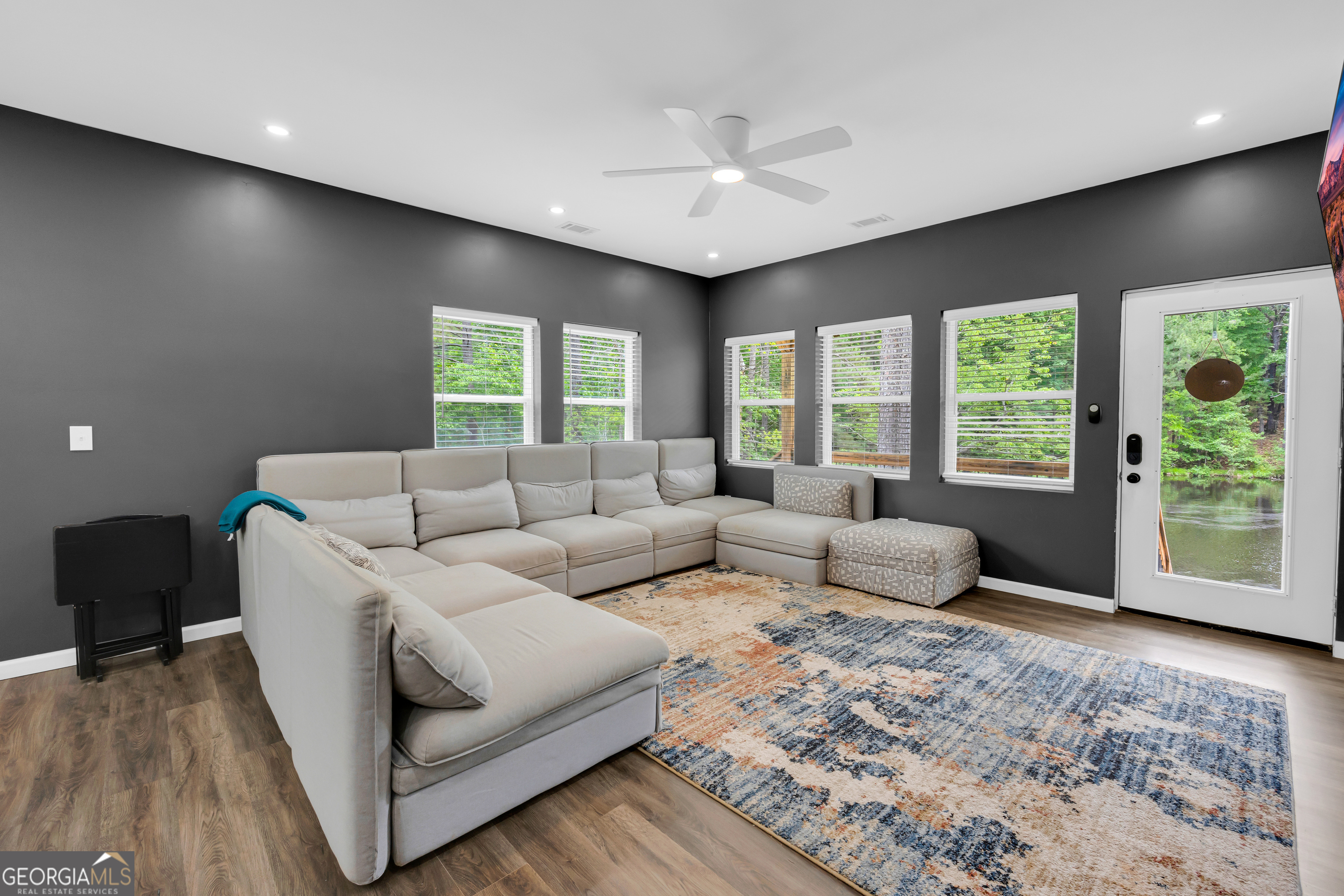 1597 Mercier Road Property Photo 11