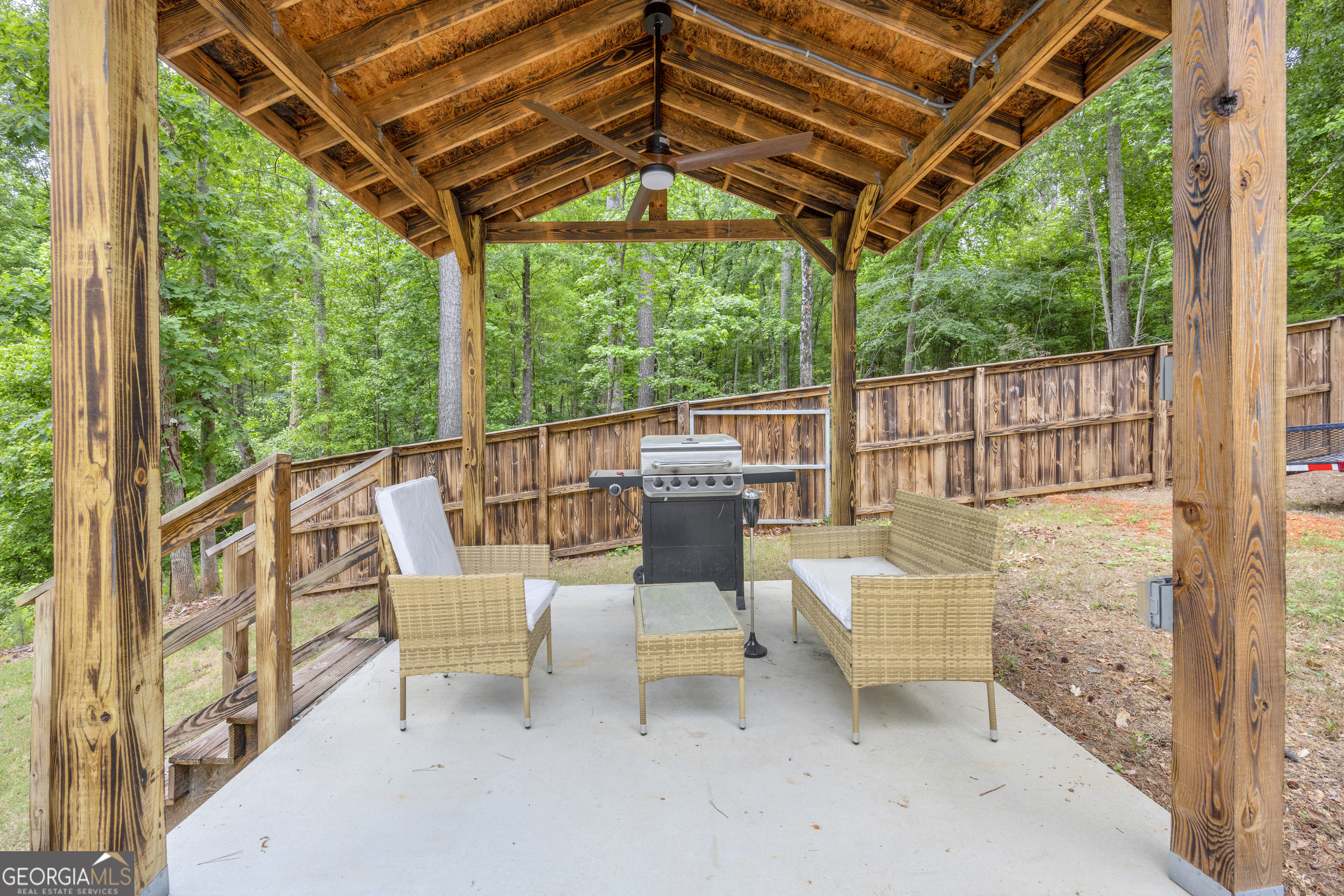 1597 Mercier Road Property Photo 20