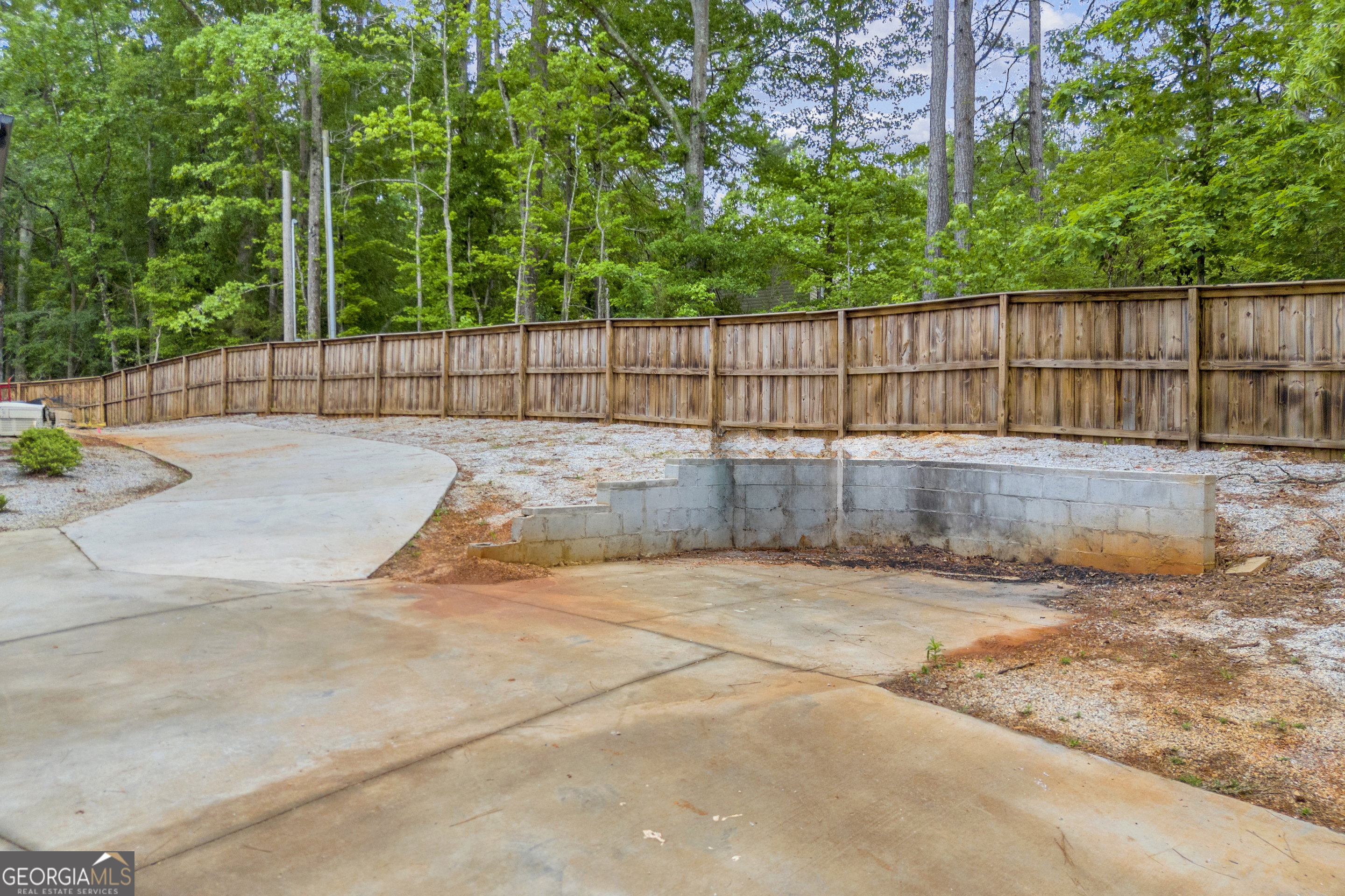 1597 Mercier Road Property Photo 29
