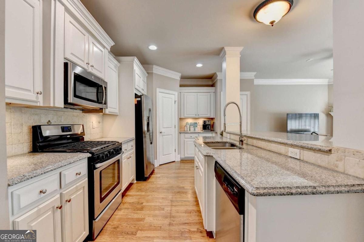 5915 Vista Brook Drive Property Photo 4