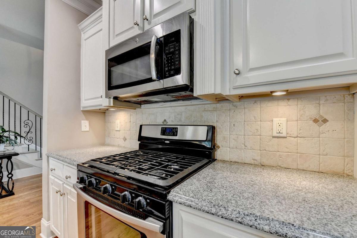 5915 Vista Brook Drive Property Photo 7