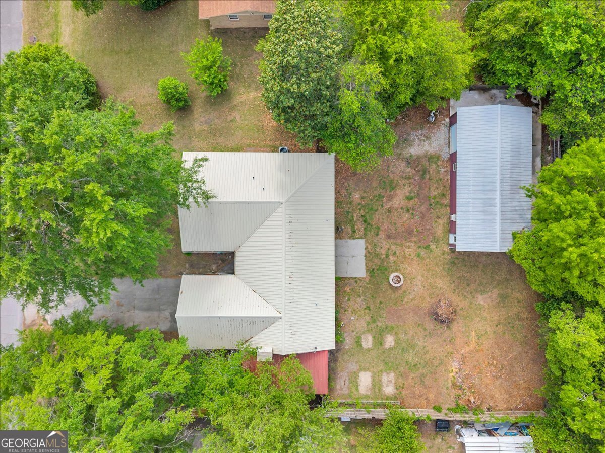 111 Weaver Road Property Photo 5
