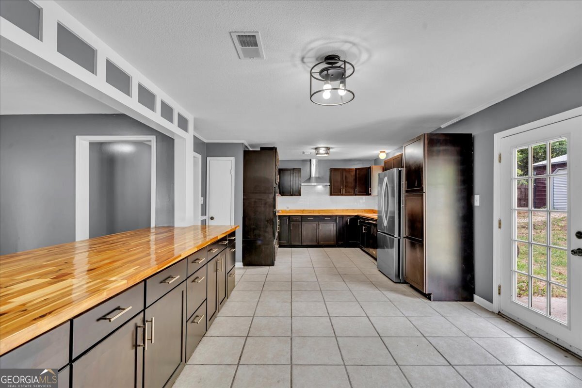 111 Weaver Road Property Photo 19