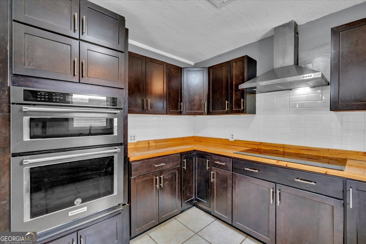 111 Weaver Road Property Photo 23