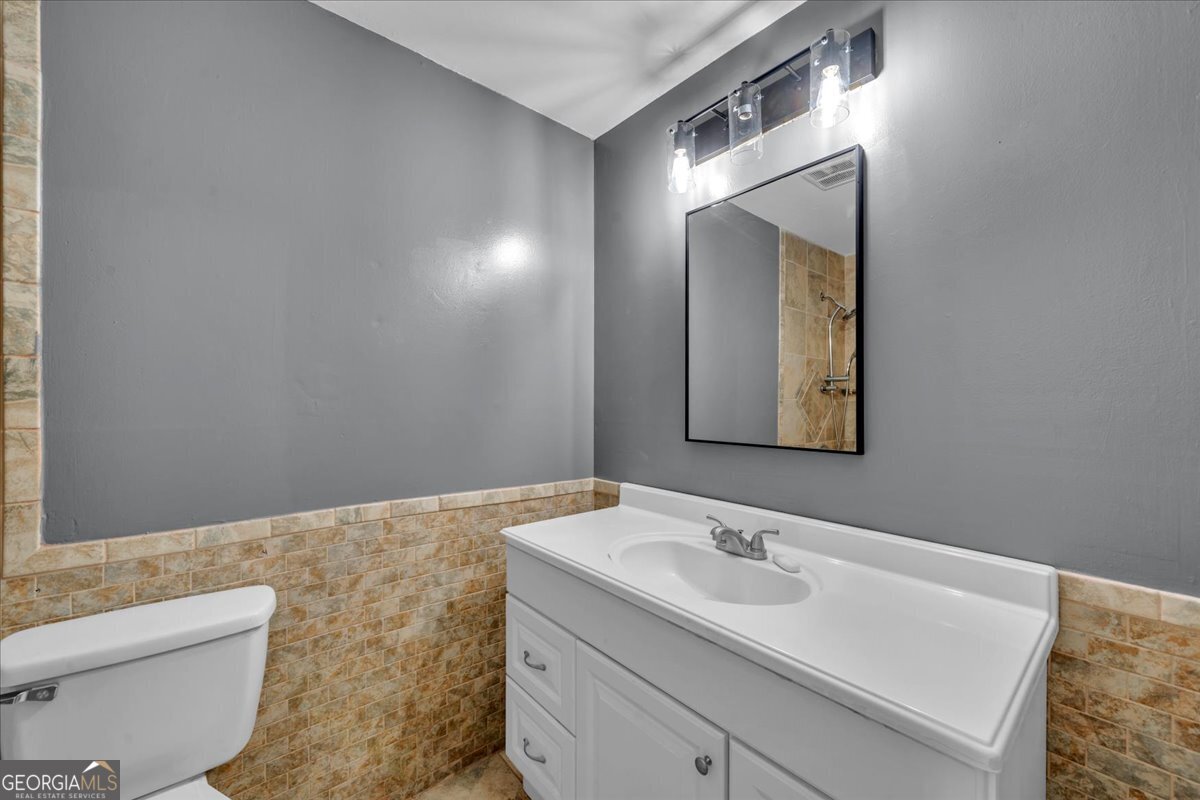 111 Weaver Road Property Photo 44