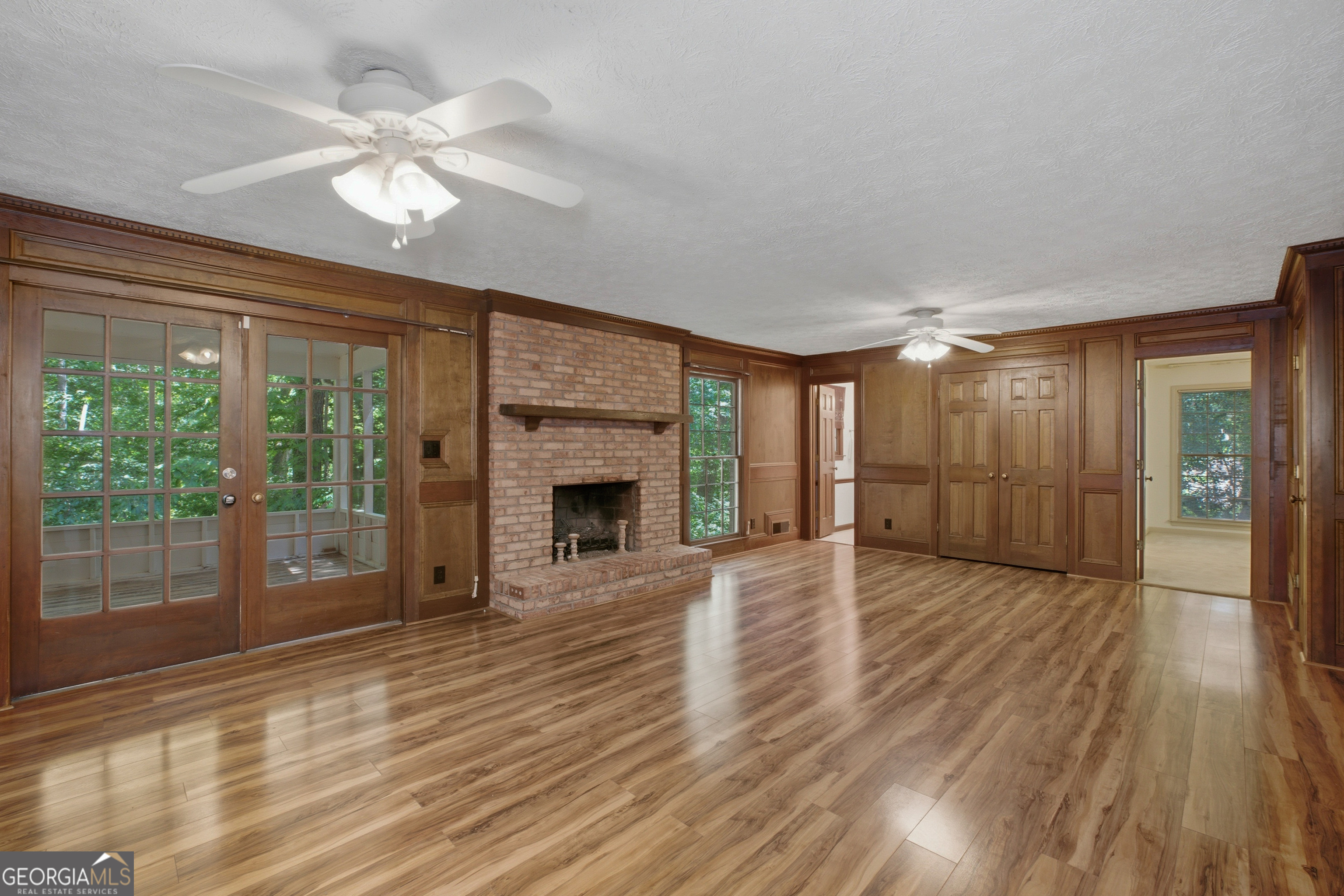 2562 River Knoll Drive Sw Property Photo 9