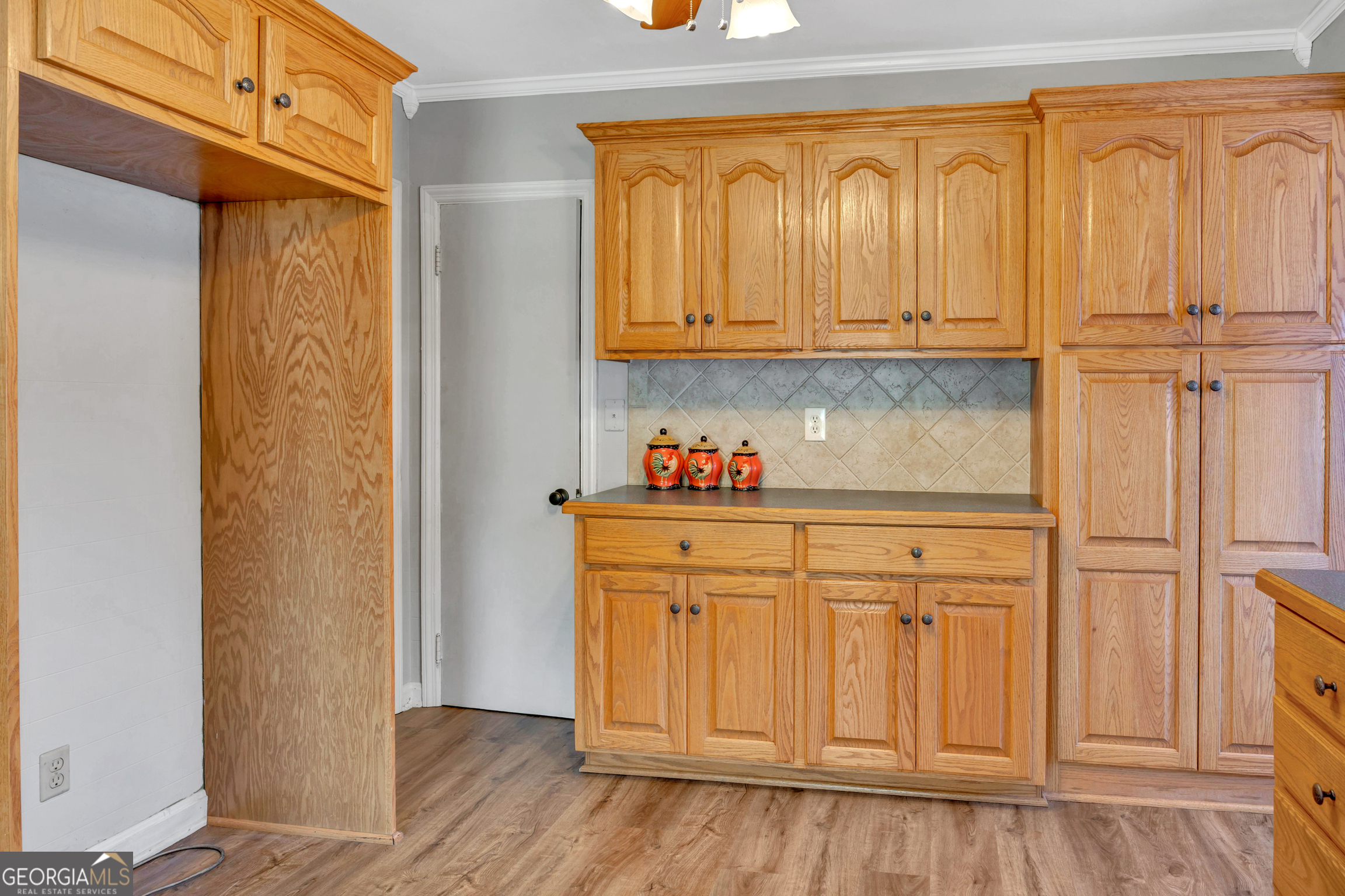 6127 Newton Drive Ne Property Photo 11