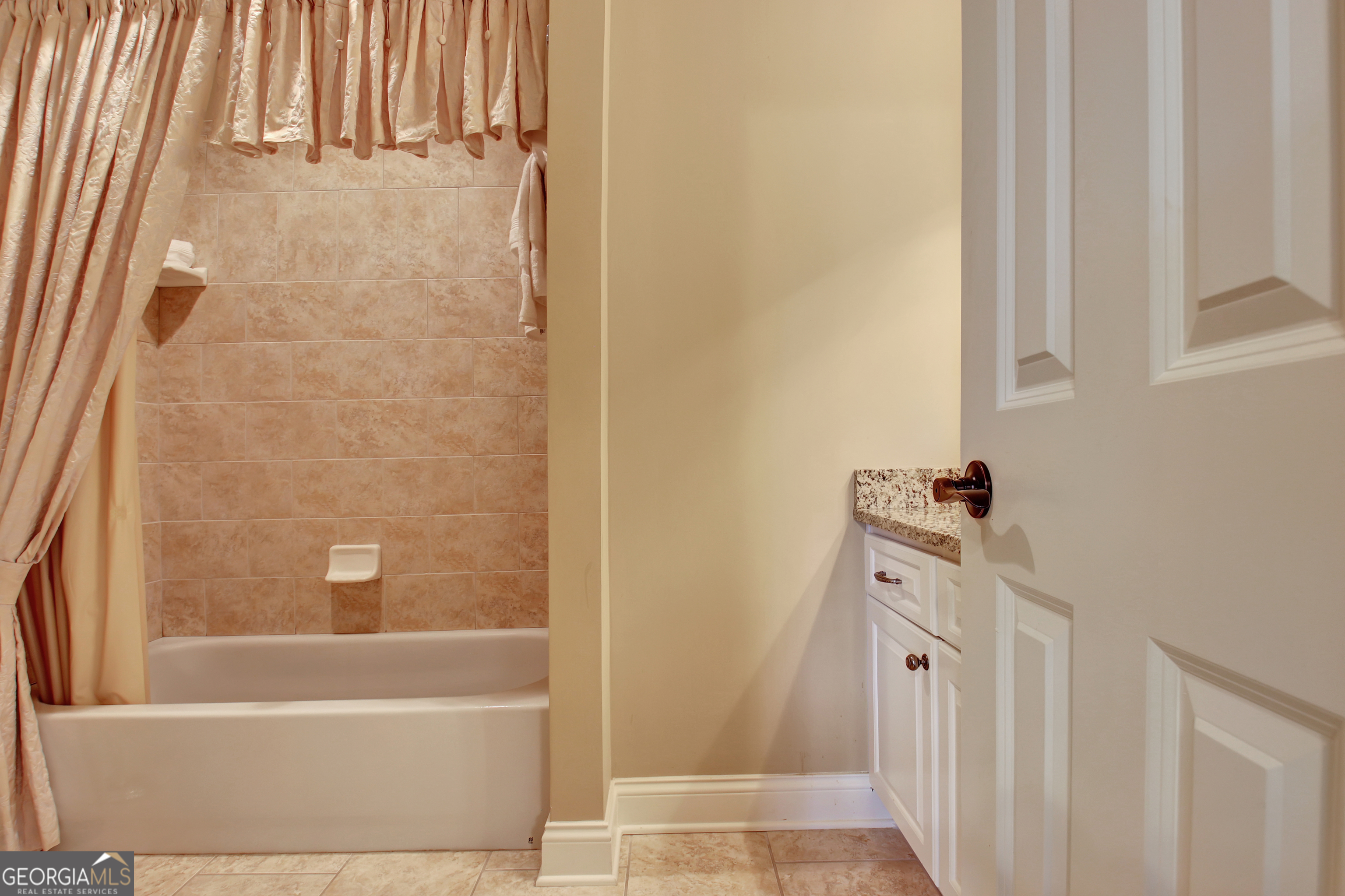110 Newhaven Drive Property Photo 62