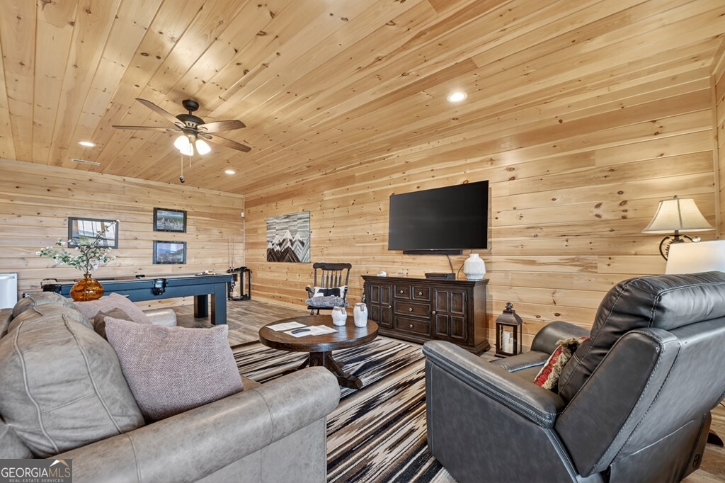 291 Tower Road Property Photo 45