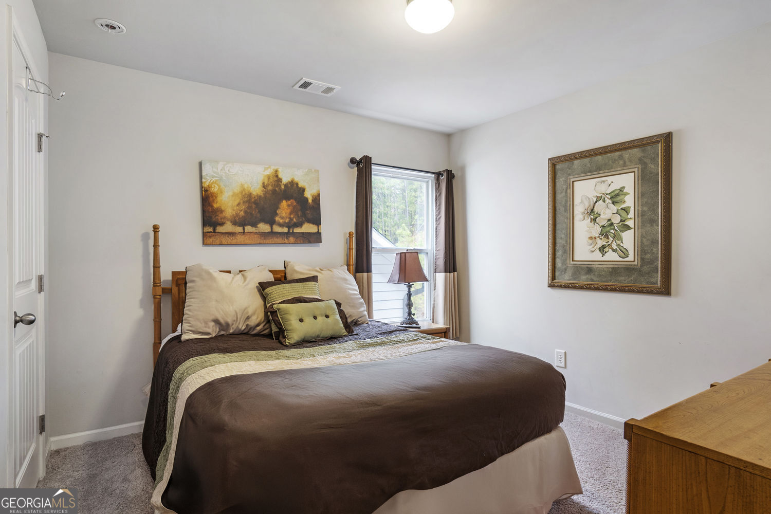 642 Royal Crest Court Property Photo 24