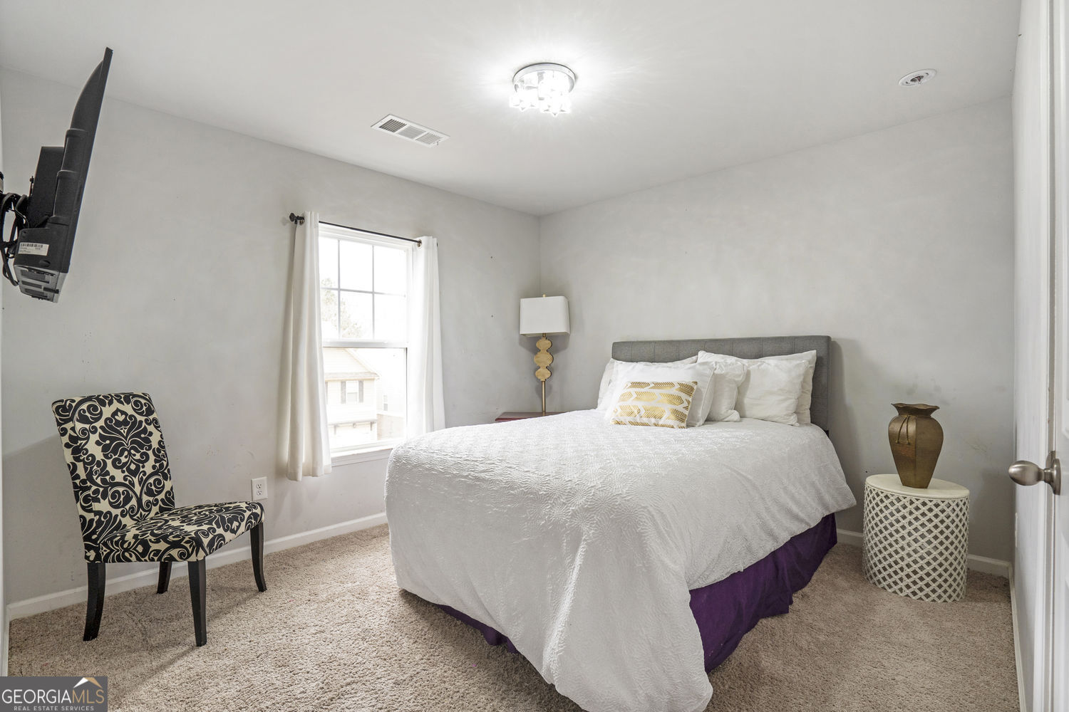 642 Royal Crest Court Property Photo 30