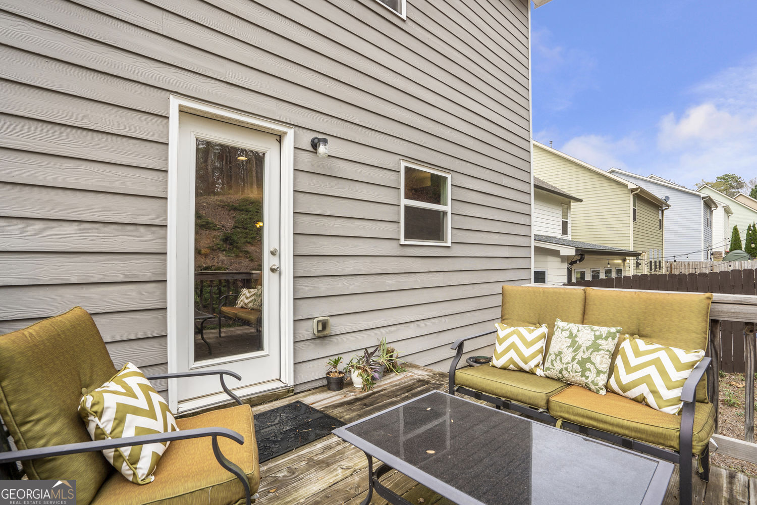 642 Royal Crest Court Property Photo 32