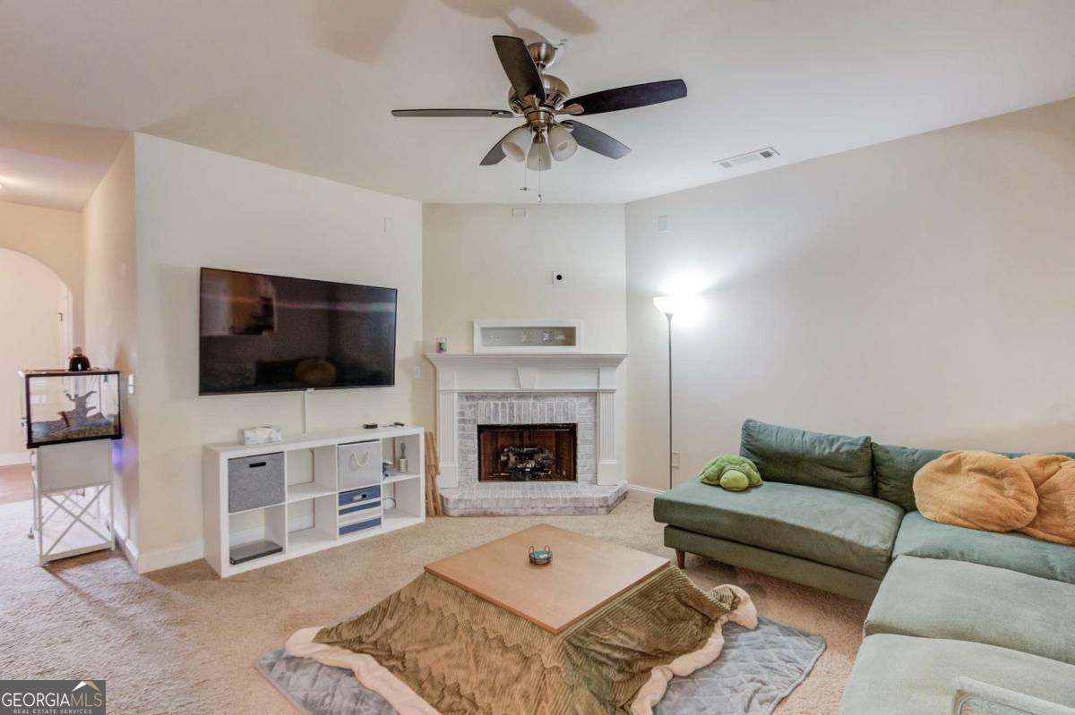181 Turtle Creek Drive Property Photo 4