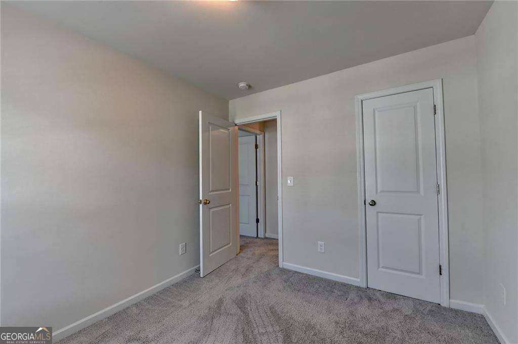 120 Buckingham Lane Property Photo 10