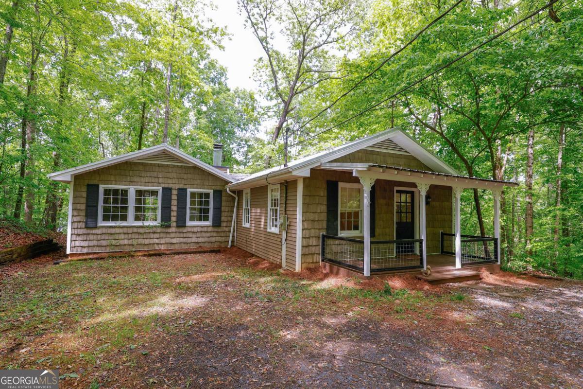 452 Laina Bennett Road Property Photo 6