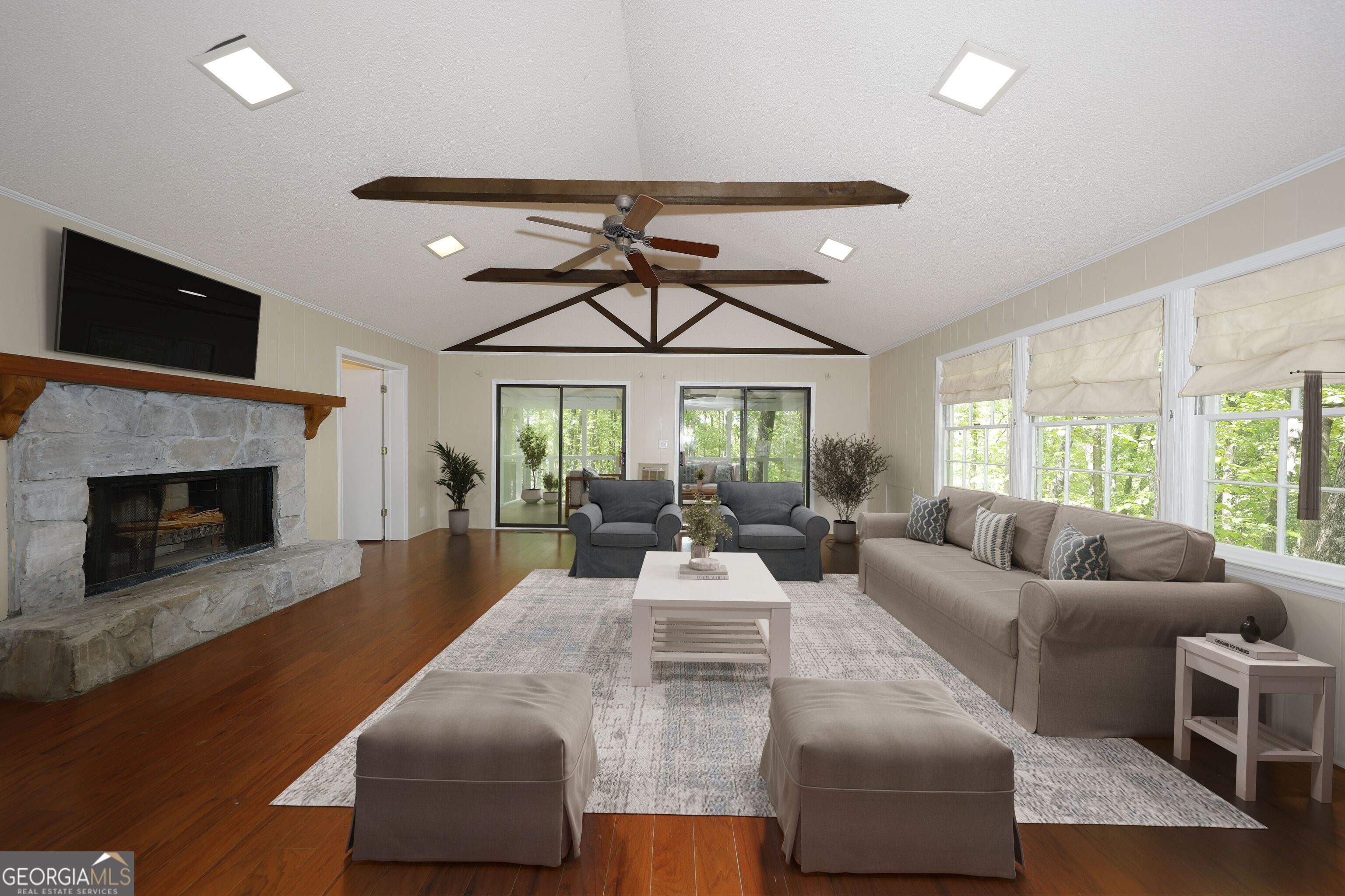 452 Laina Bennett Road Property Photo 18