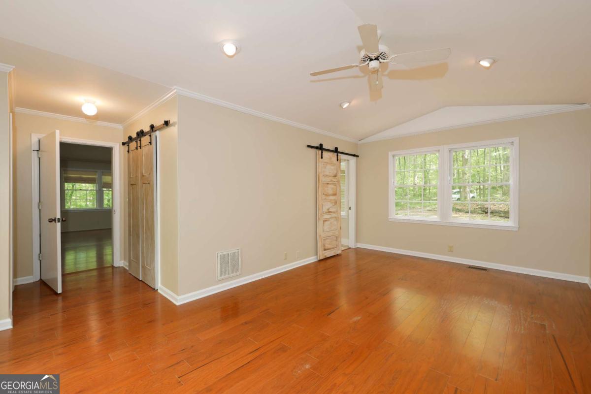 452 Laina Bennett Road Property Photo 22
