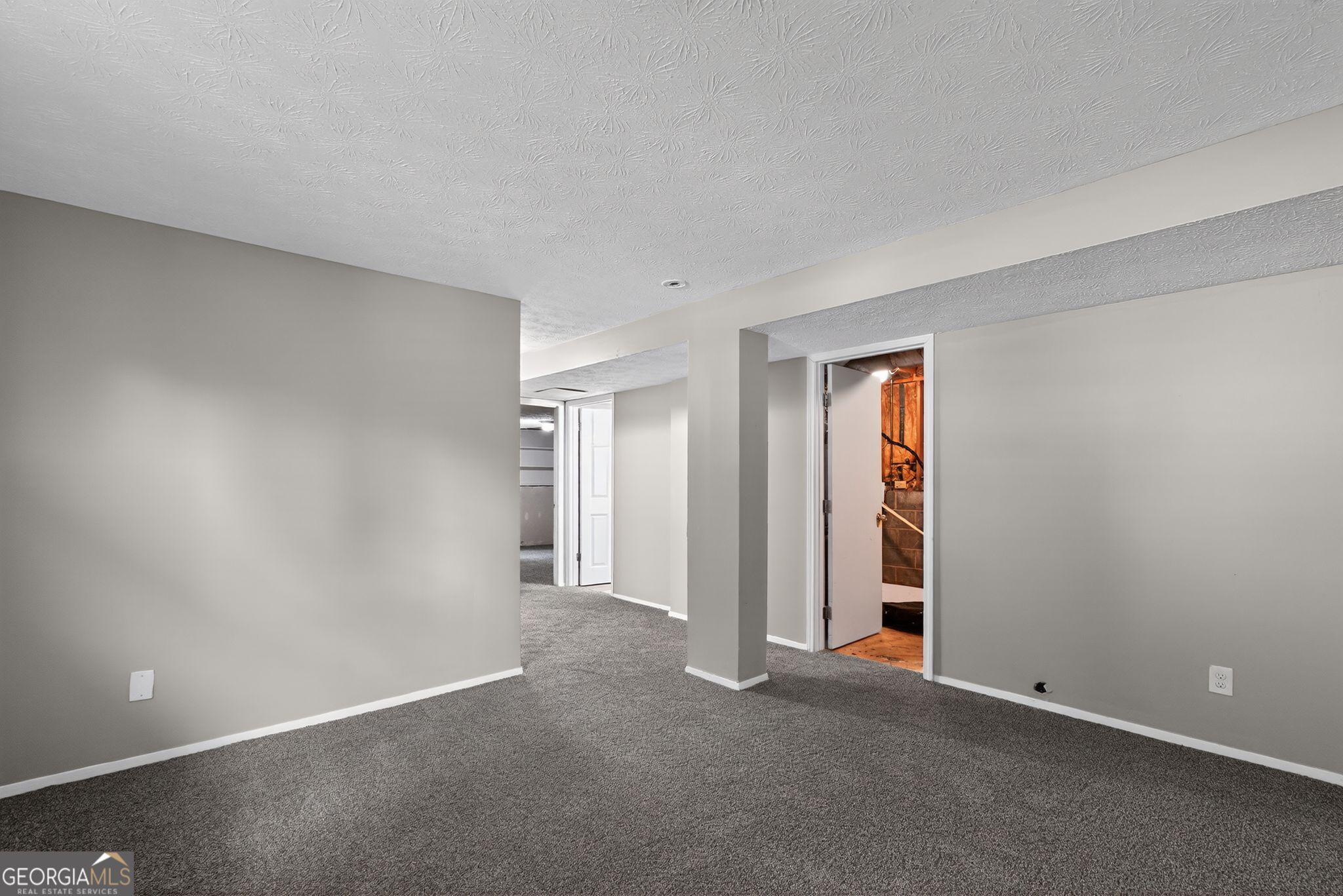 2075 Countydown Lane Property Photo 17