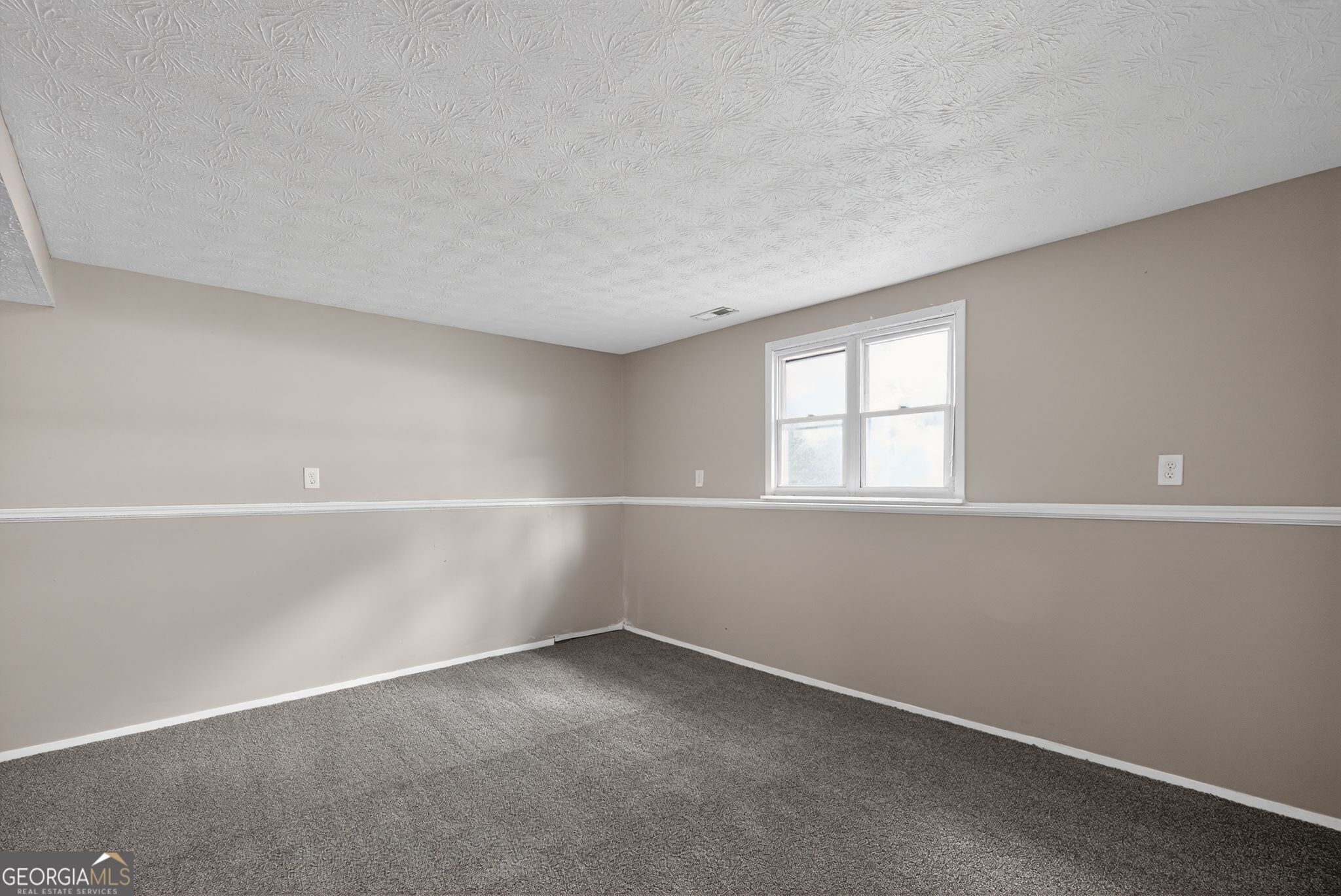 2075 Countydown Lane Property Photo 18