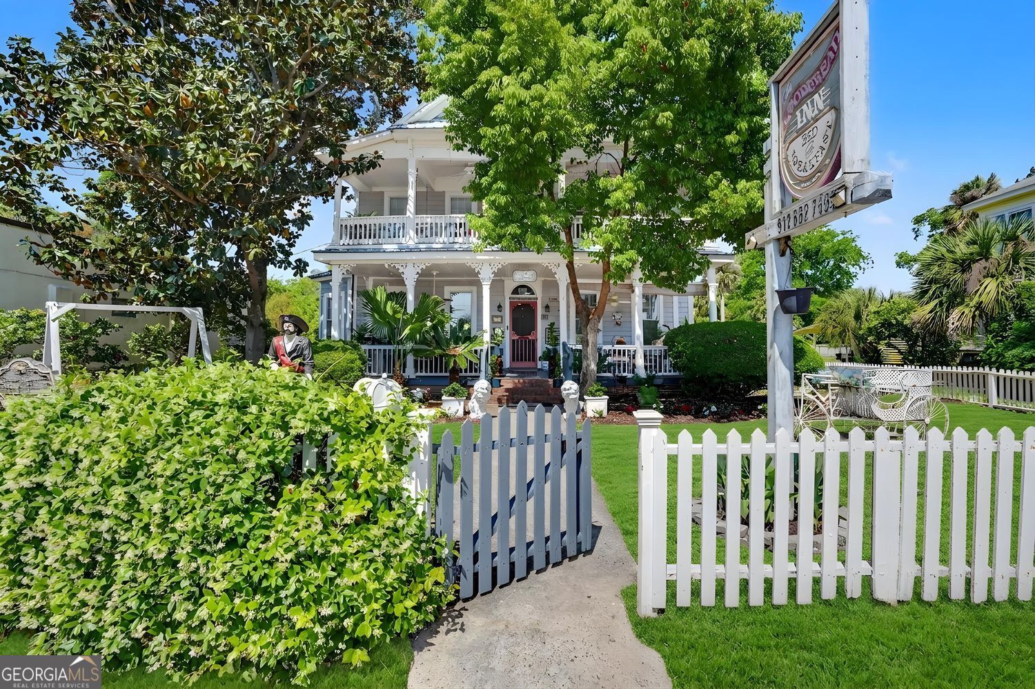 209 Osborne Street Property Photo 1