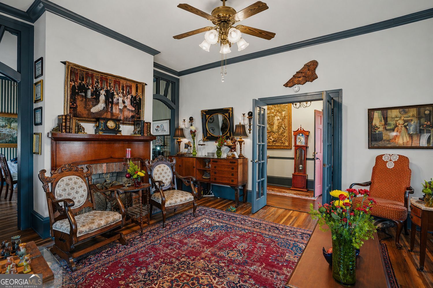 209 Osborne Street Property Photo 8