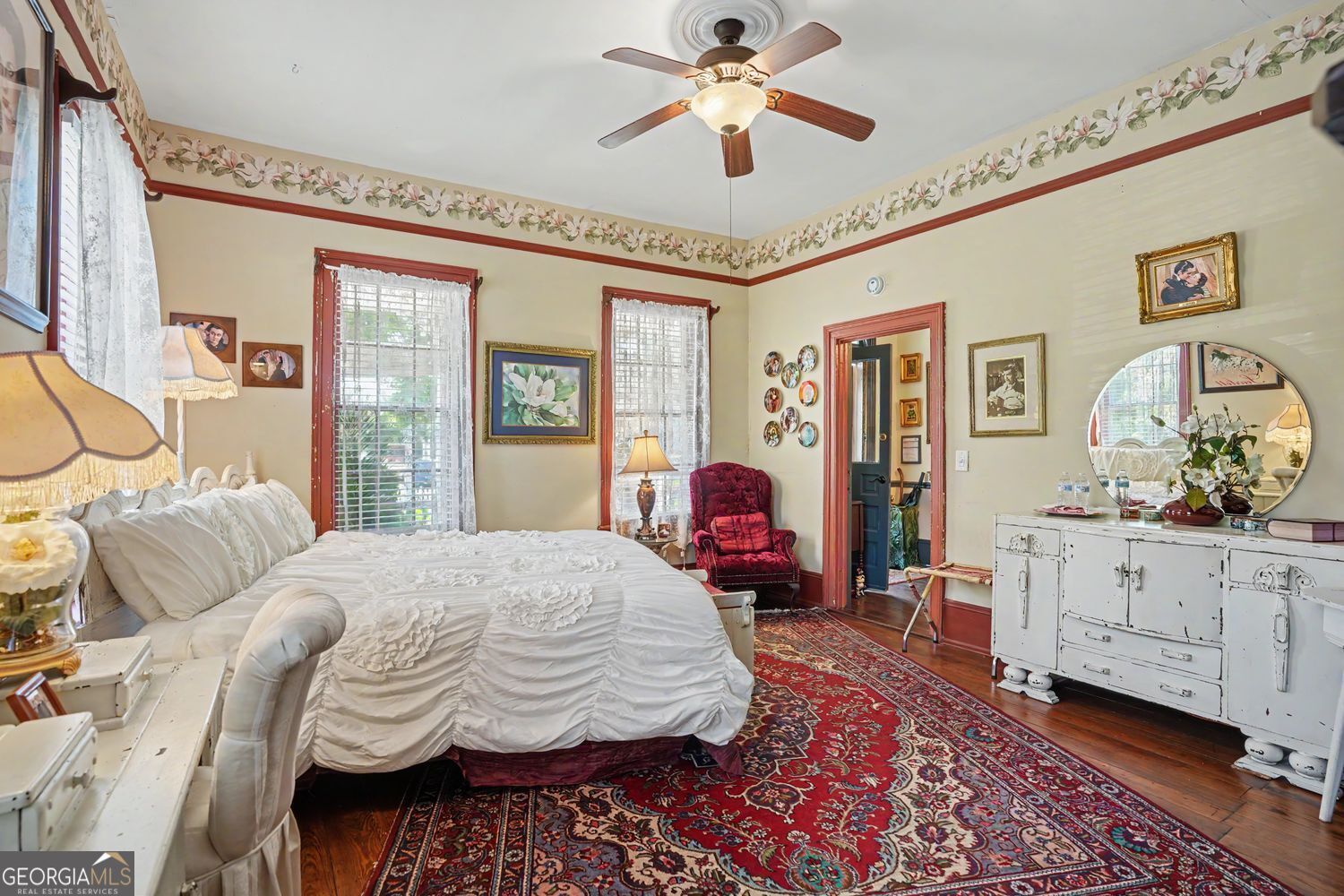 209 Osborne Street Property Photo 12