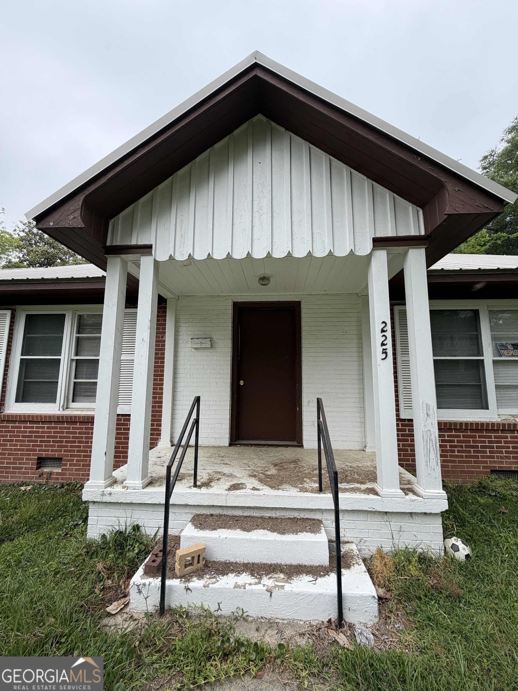 225 W Jessamine Street Property Photo 6