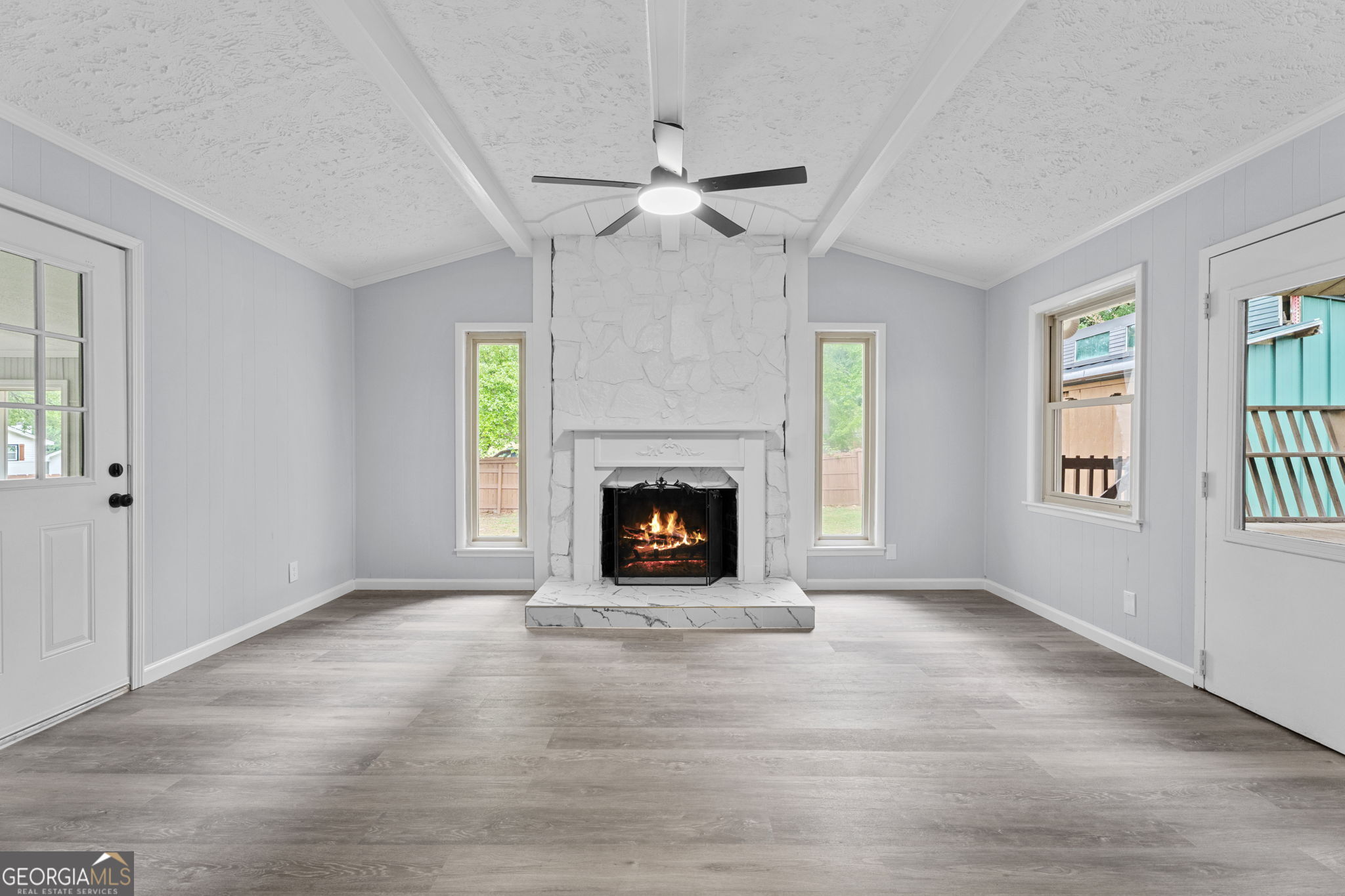 6463 Maddox Road Property Photo 6