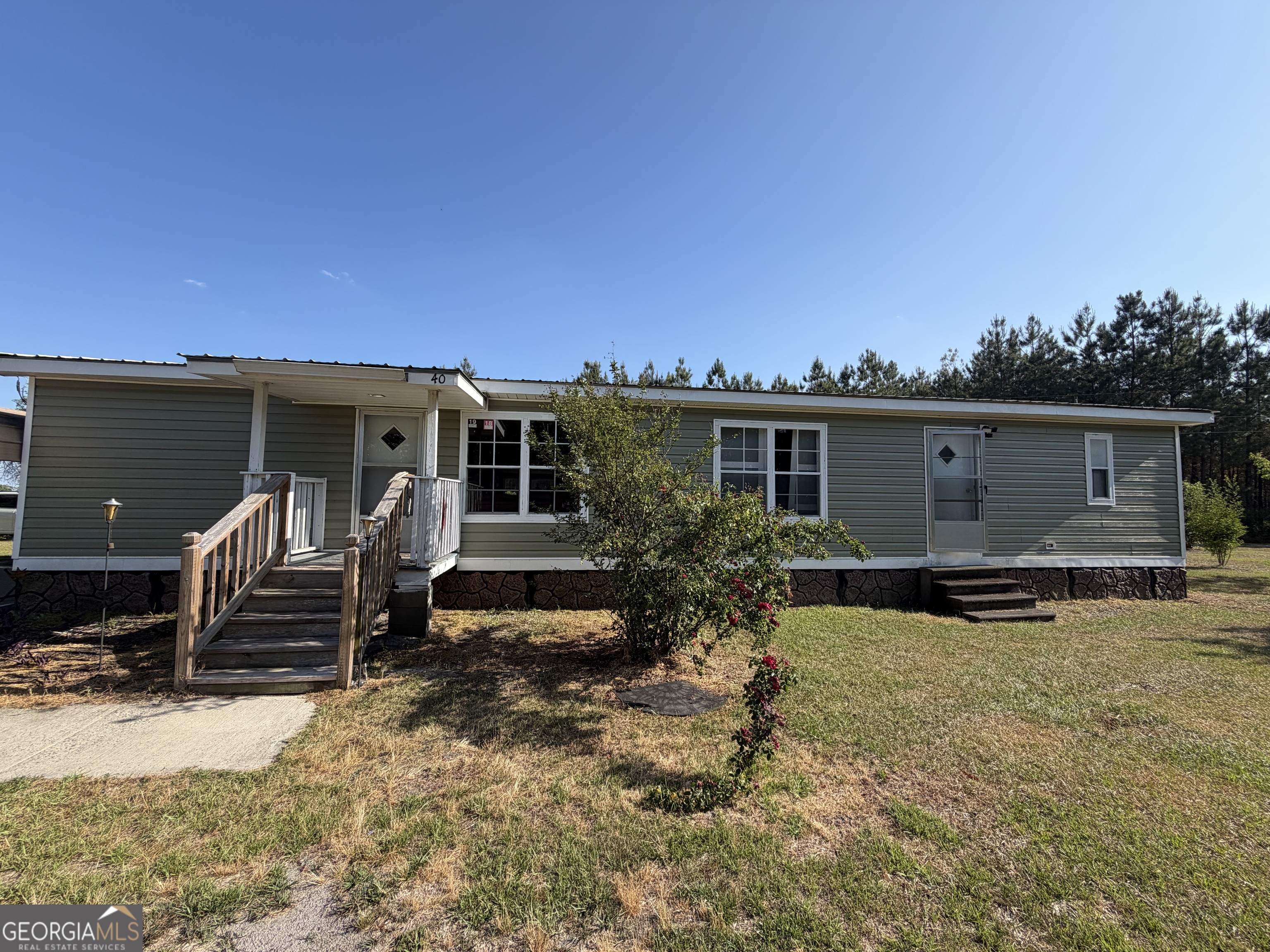 40 Azalea Drive Property Photo 1