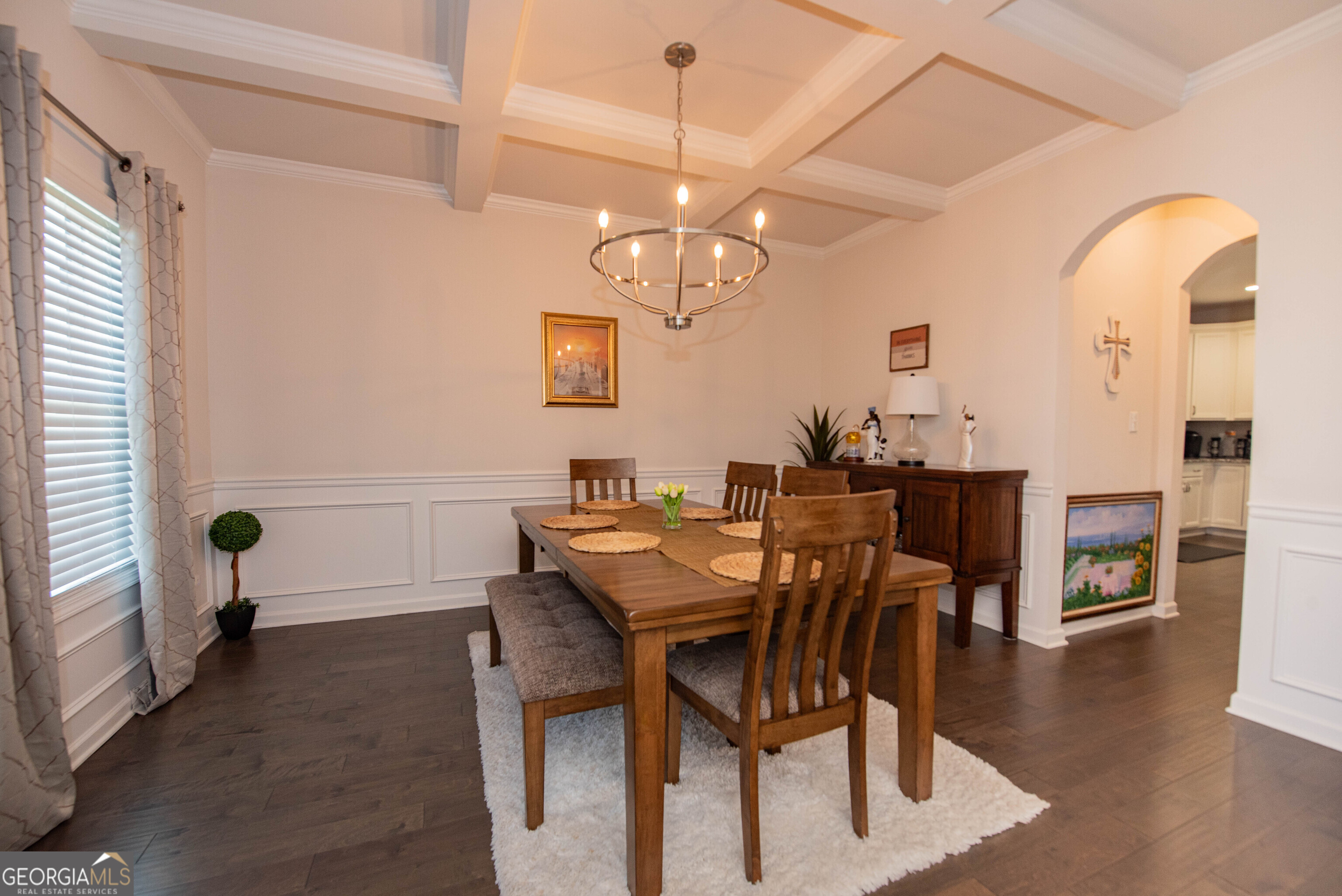 125 Amberley Court Property Photo 7