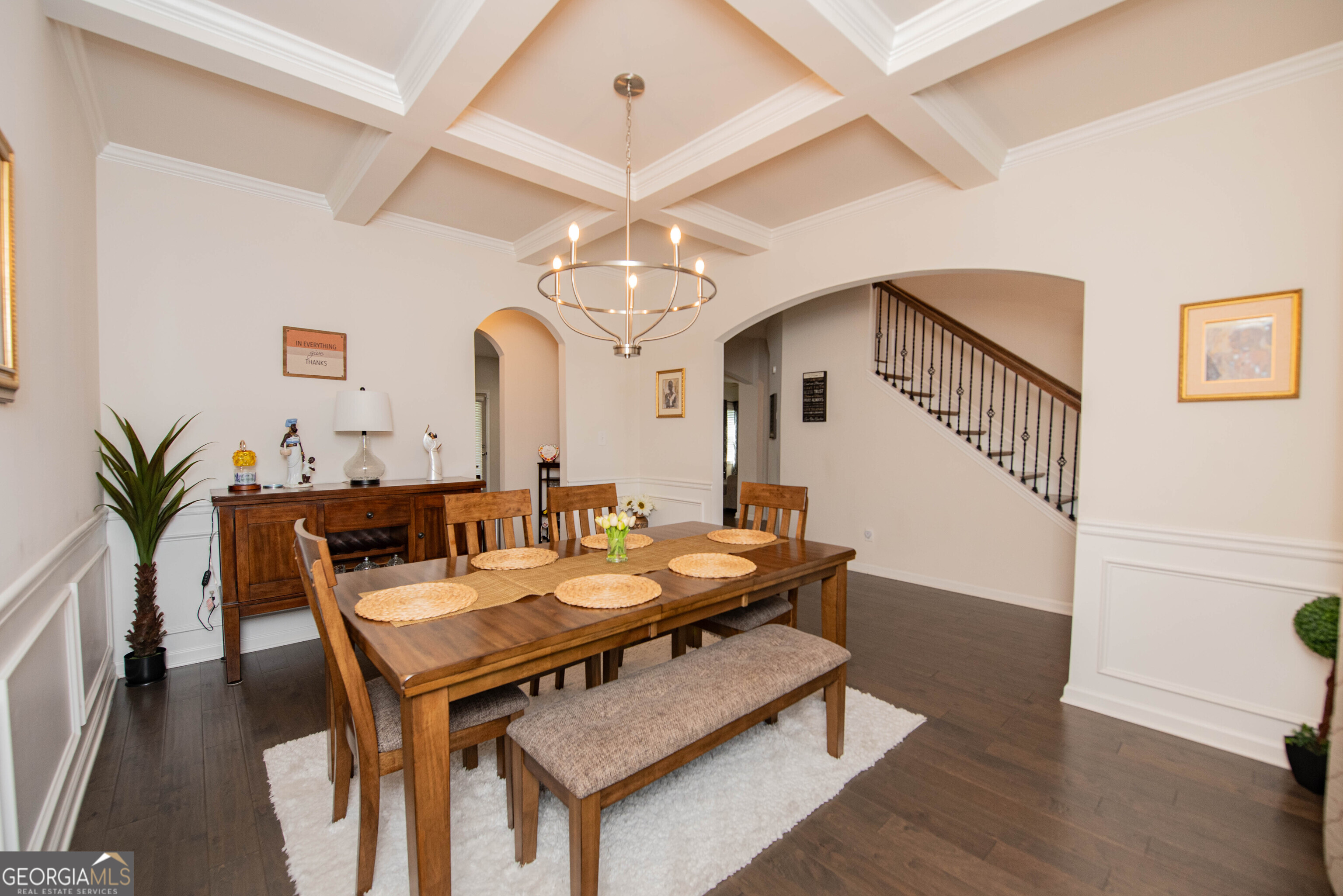 125 Amberley Court Property Photo 10