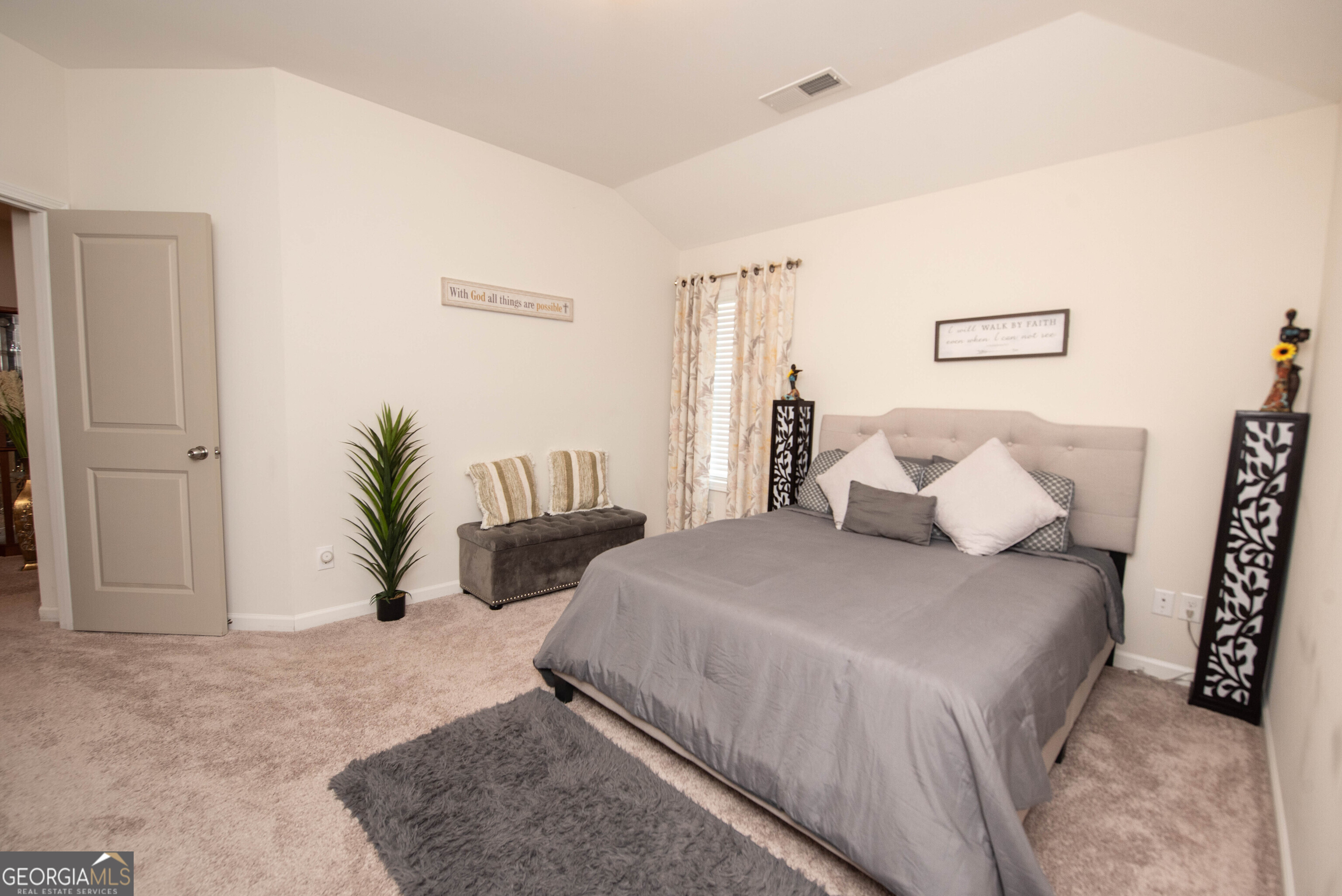 125 Amberley Court Property Photo 45